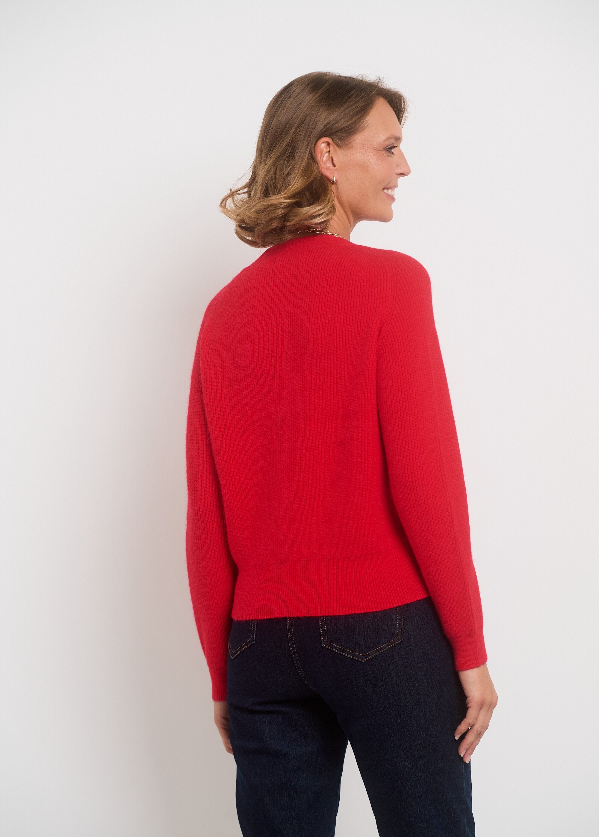 Kort_vest_met_V-hals_en_contrasterende_knopen_Rouge_DO1_slim