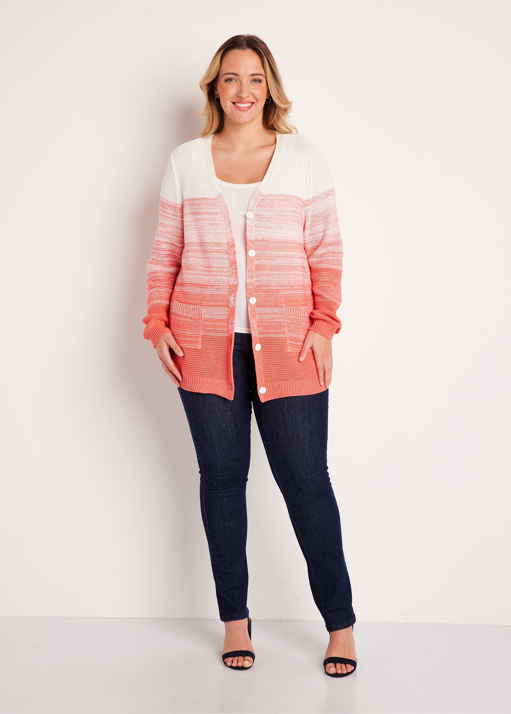 Long_buttoned_V-neck_cotton_cardigan_White_and_coral_SF1_curvy