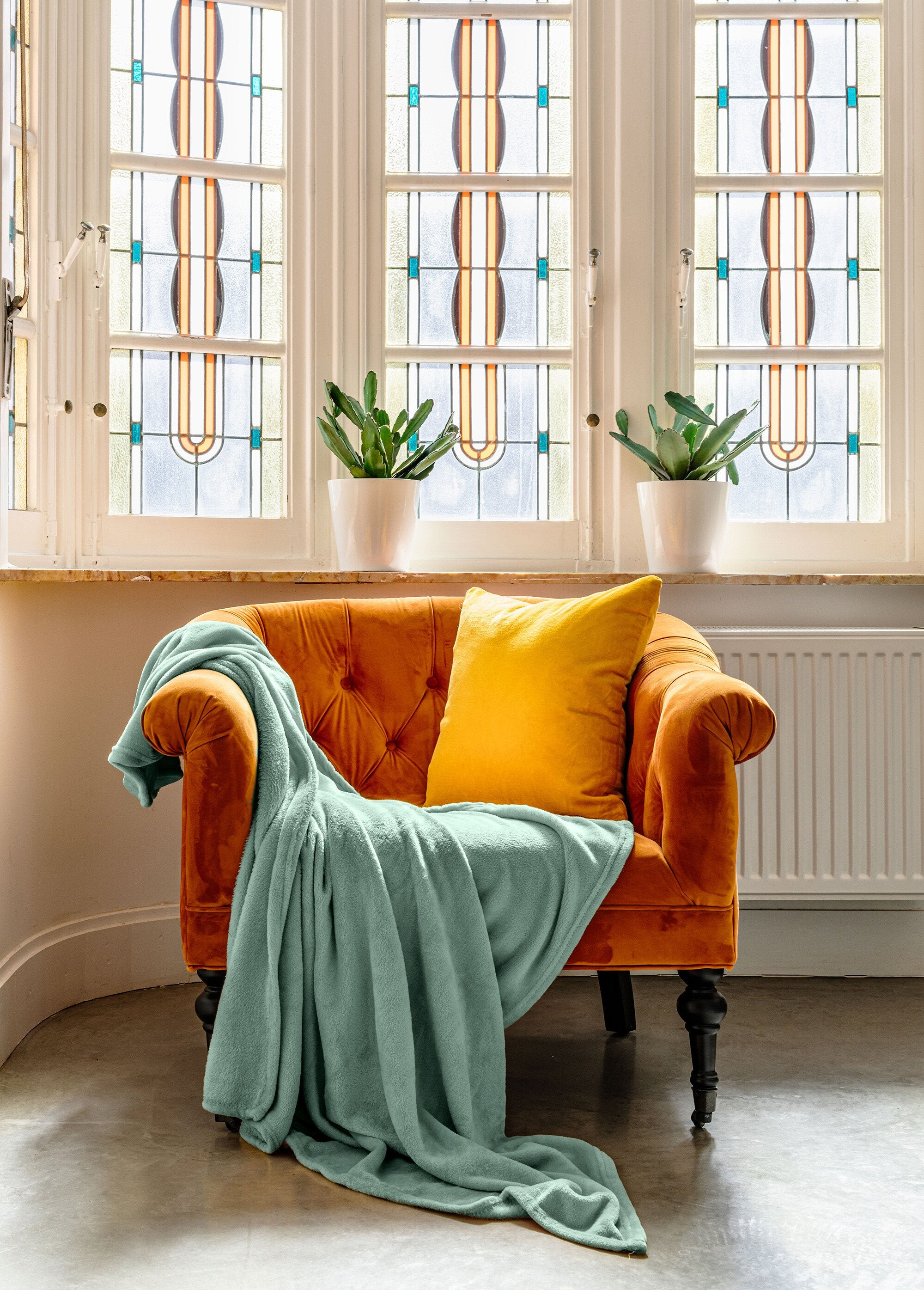 Grand_plaid_polaire_uni_lisse,_2m_x_1,5m_Vert_sauge__SF1_slim