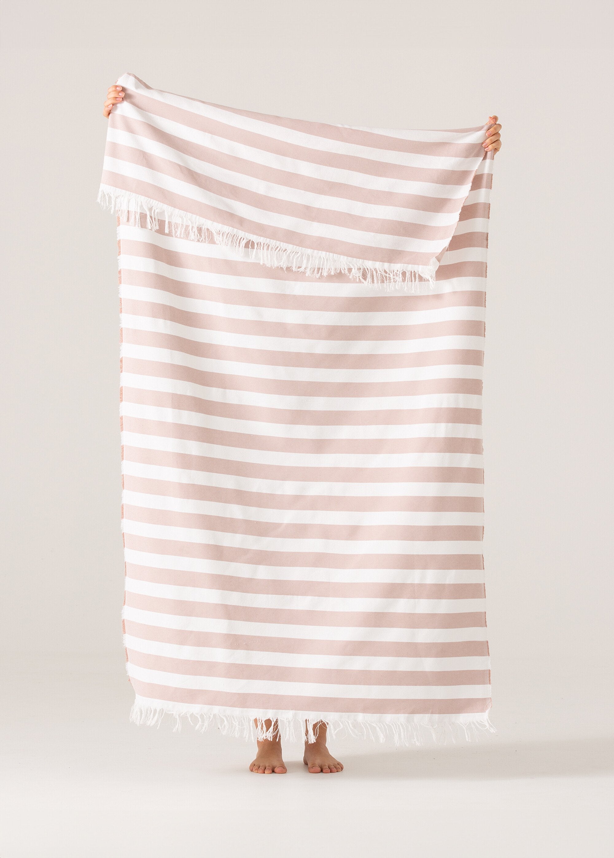 Grote_gestreepte_katoenen_strandfouta_Raye_marron_DE1_slim
