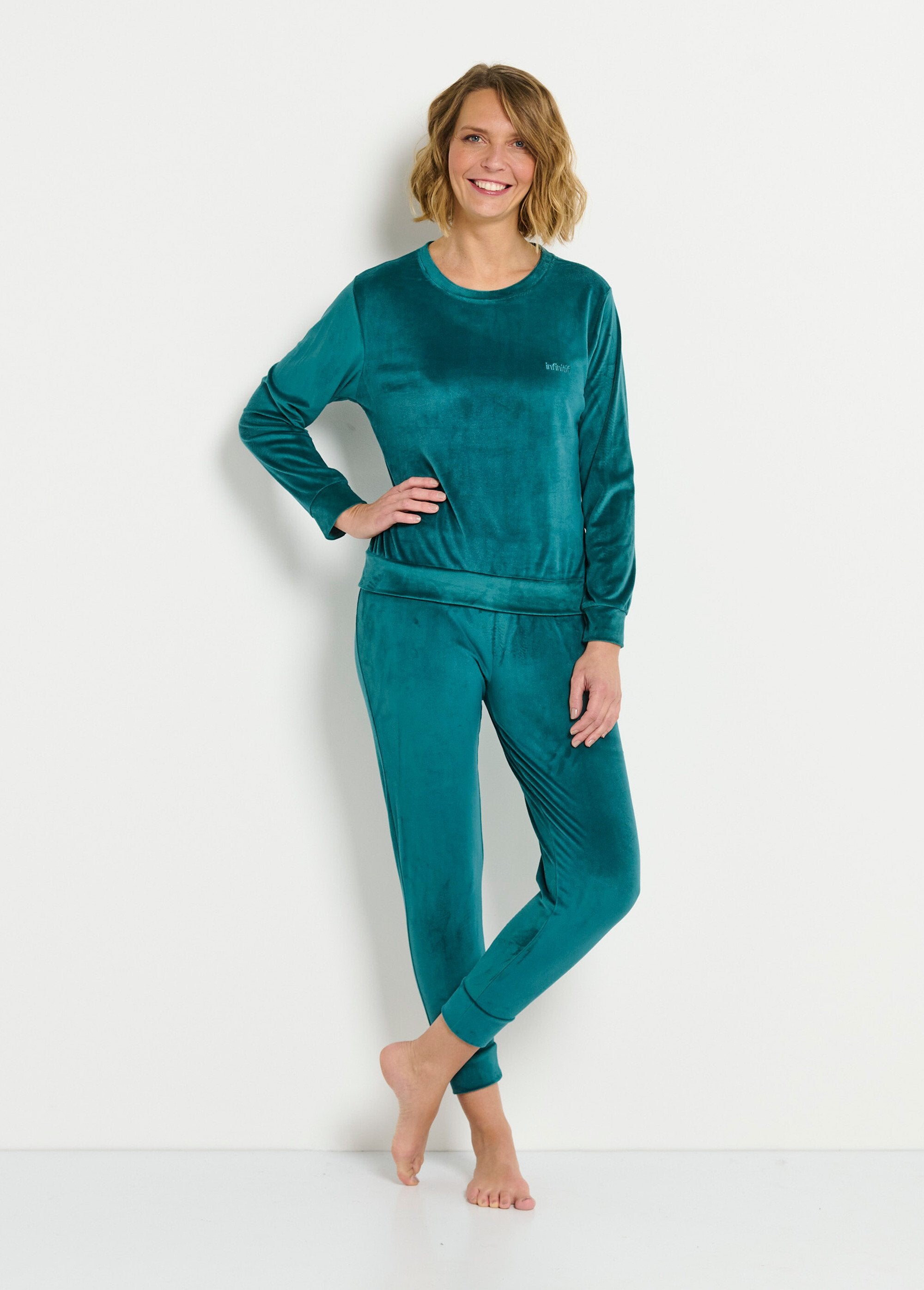 Warme_fluwelen_pyjama_Vert_FA1_slim