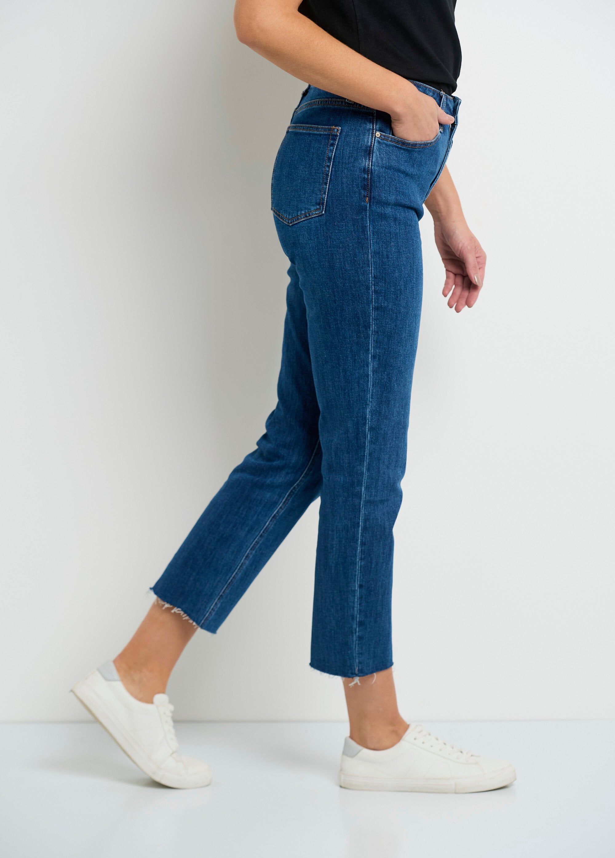 Rechte_jeans_met_5_zakken_en_gerafelde_zoom_Stone_DR1_slim