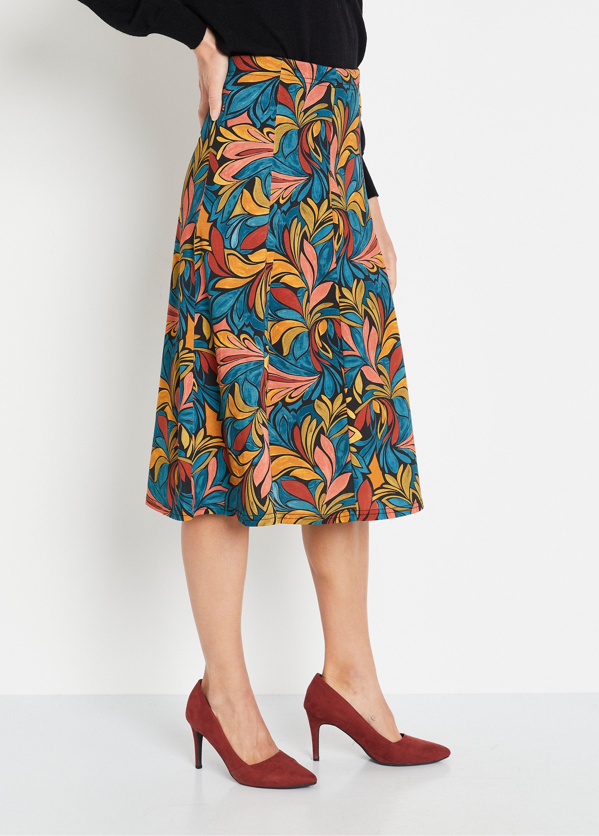 Printed_mid-length_flared_skirt_with_elasticated_waistband_Multicolor_DR1_slim