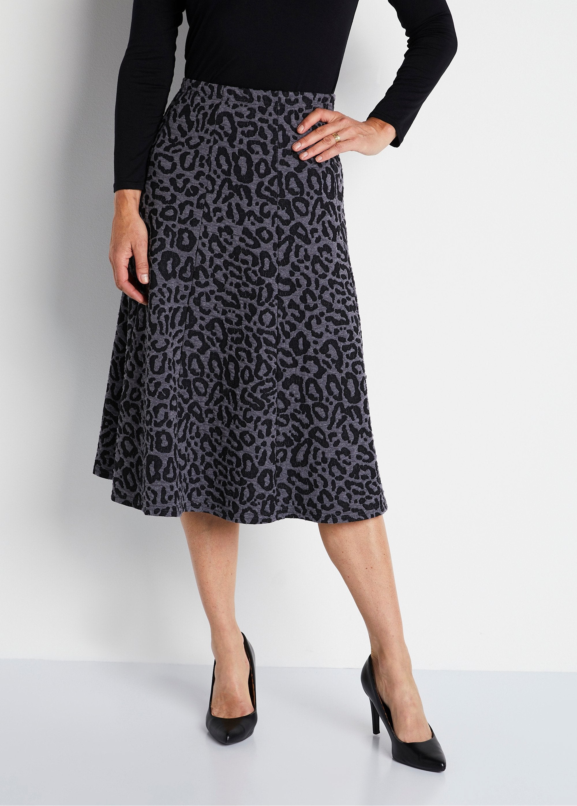 Jupe_longue_évasée_maille_jacquard_Gris_leopard_FA1_slim