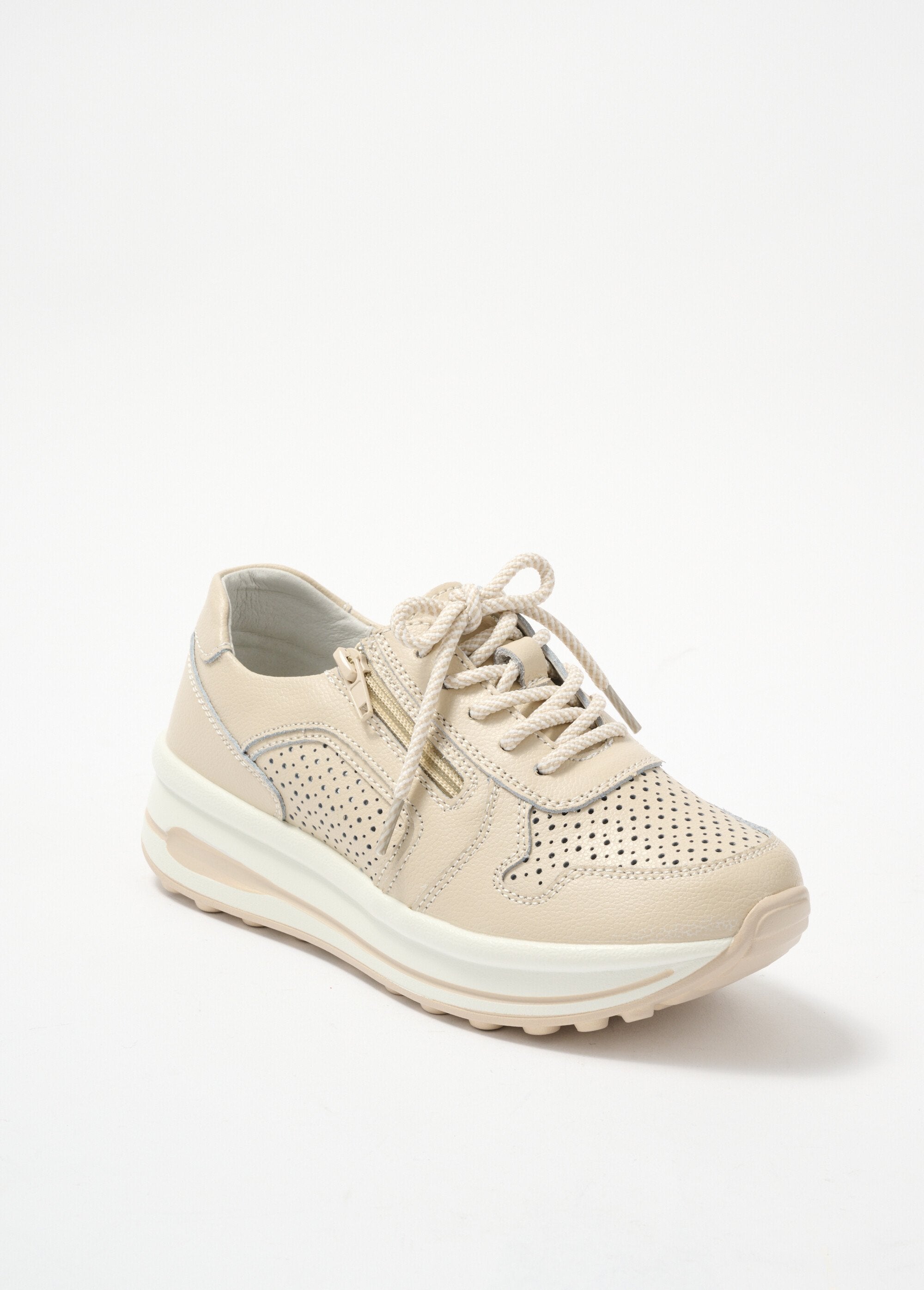 Trainer_met_rits_Abricot_FA1_slim