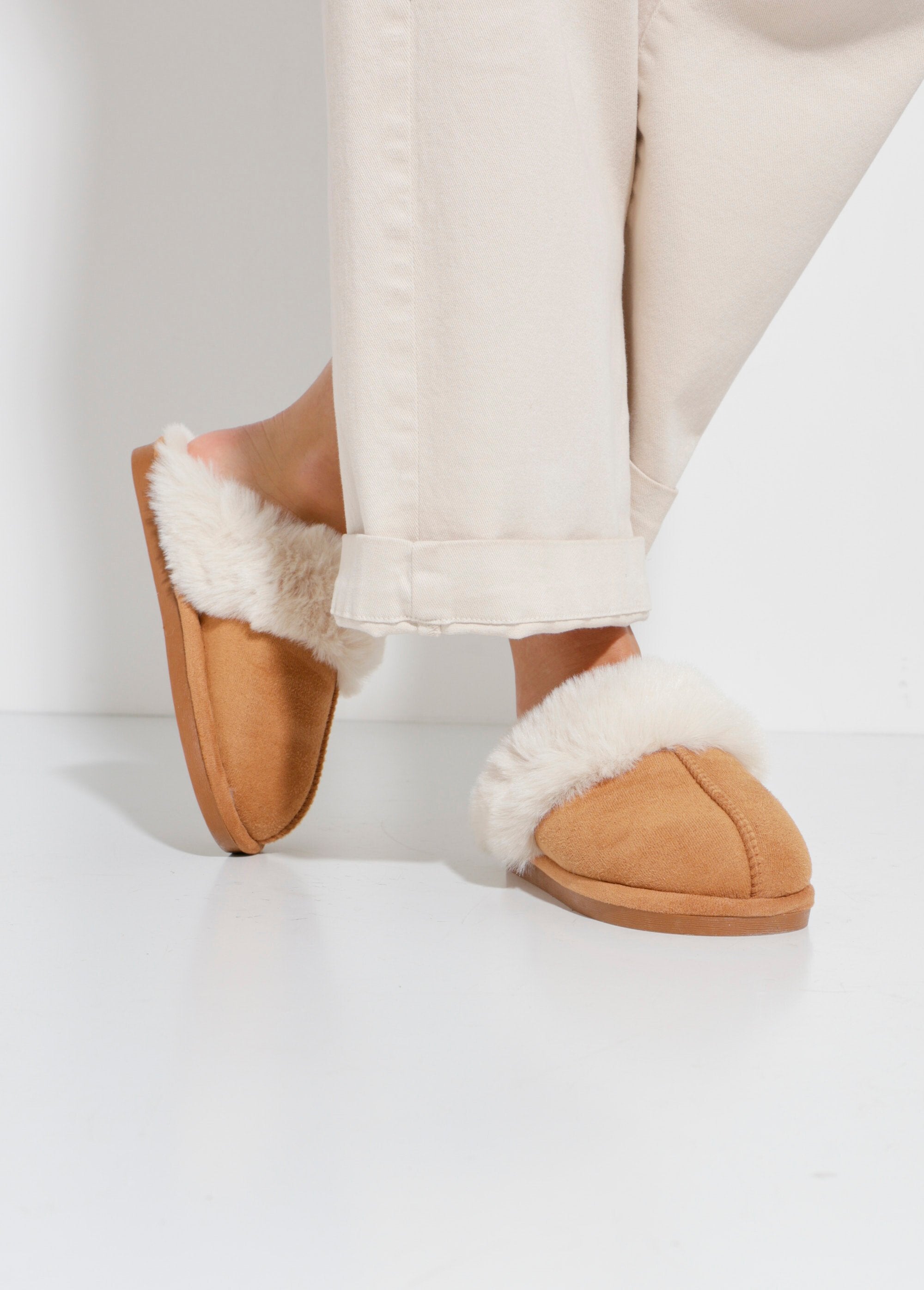 Muiltjes_pantoffels_Camel_SF1_slim