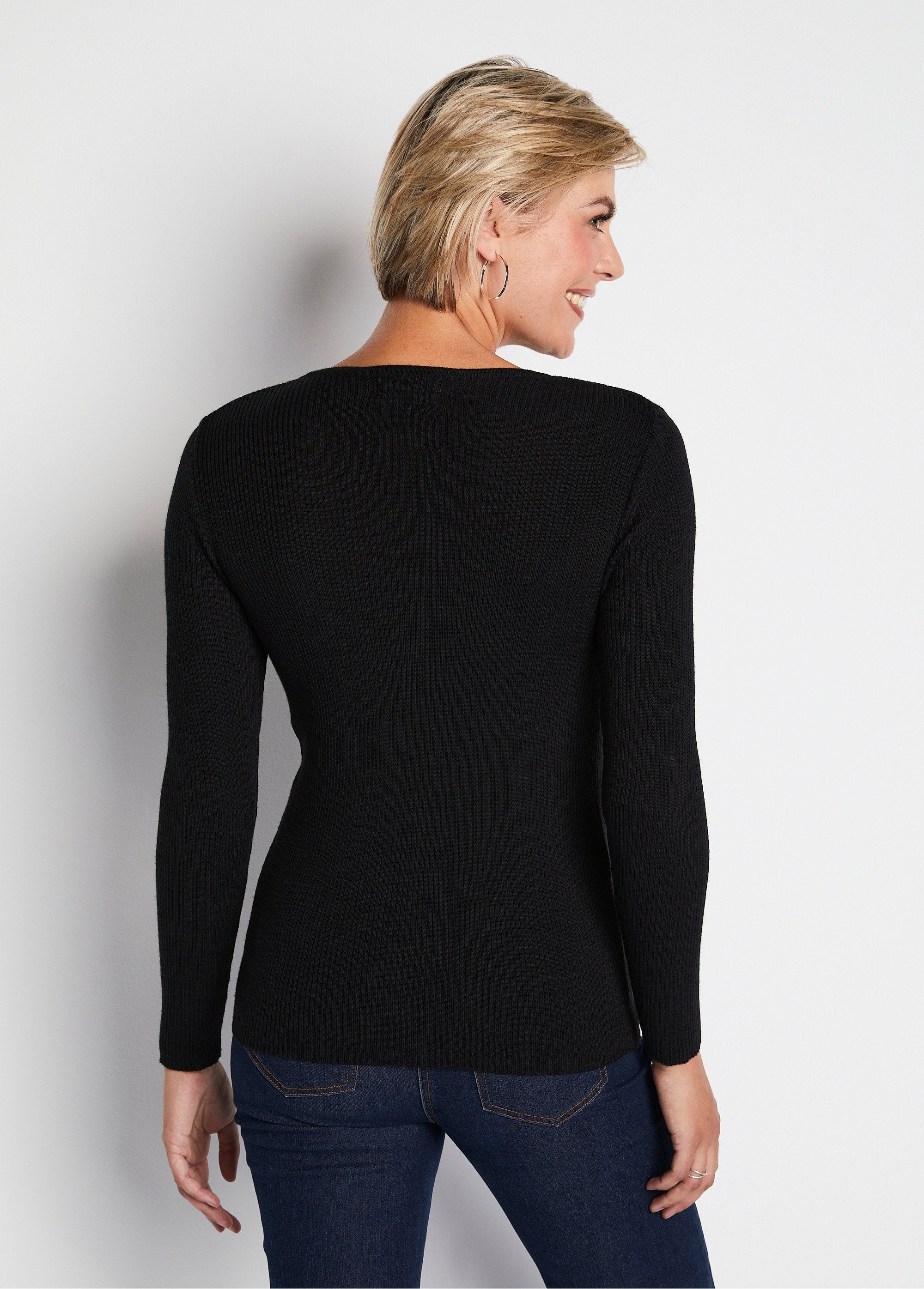 Pull_chaud_col_rond_laine_mérinos_Noir_DO1_slim