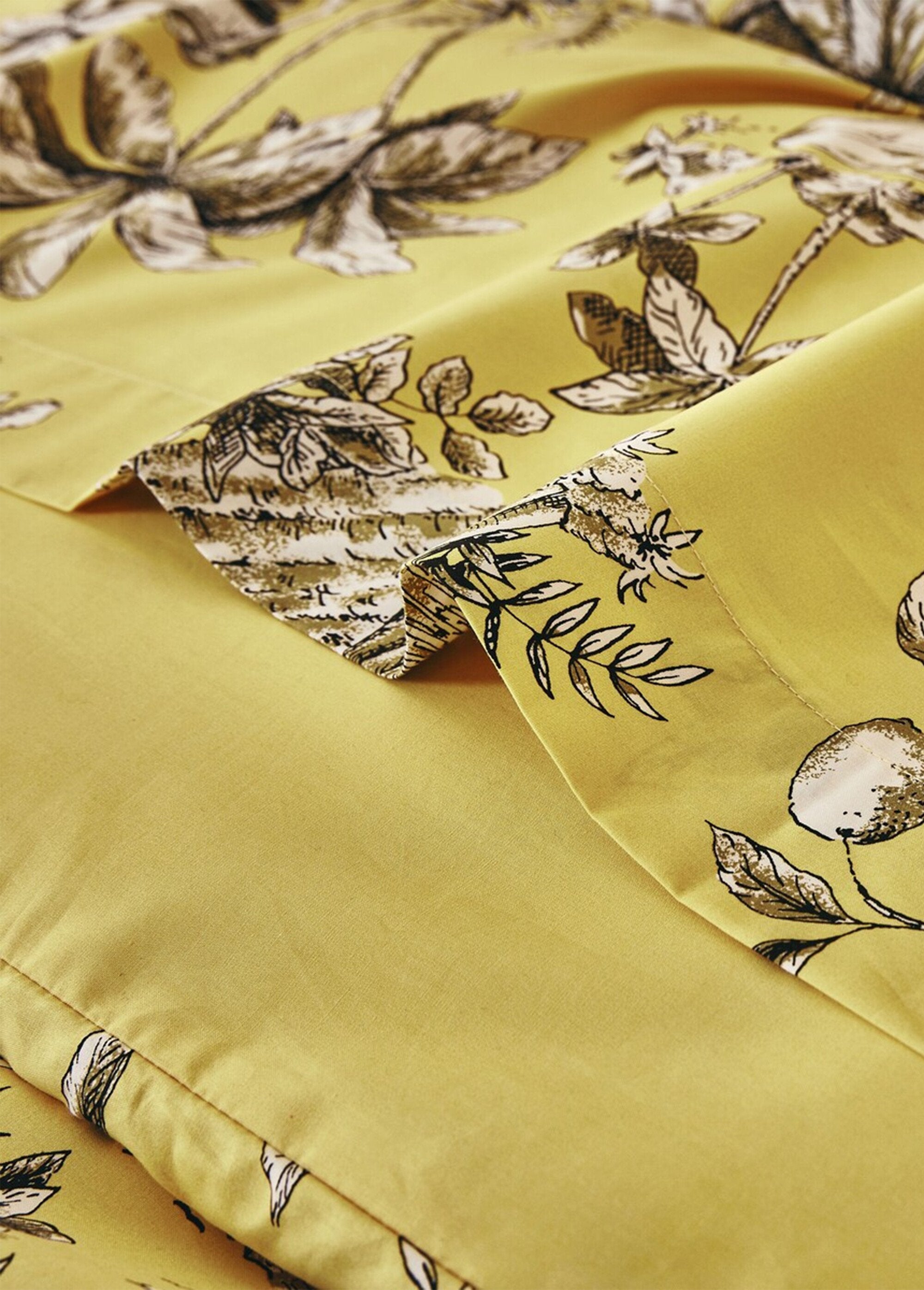 MARTINIQUE_percale_duvet_cover_Saffron_DE2_slim