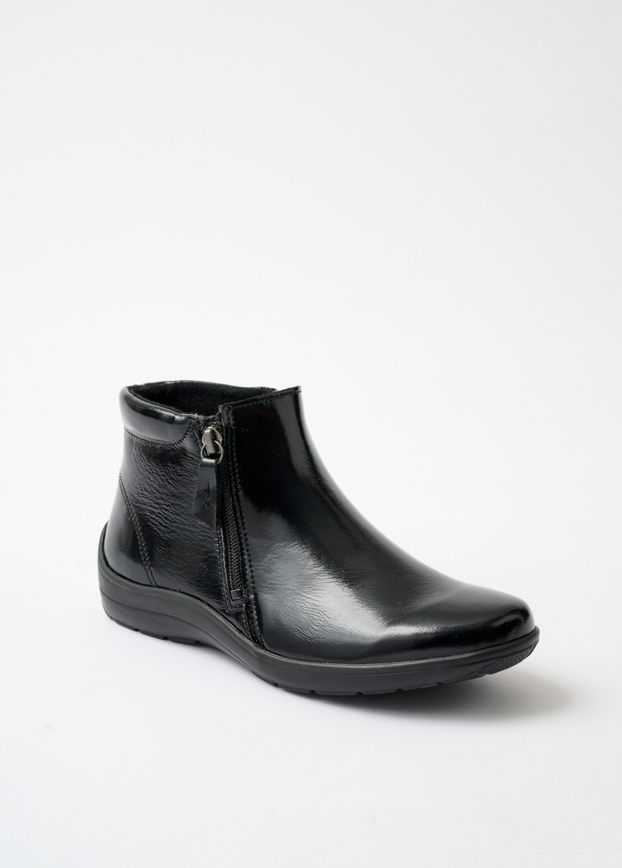 Botas_de_cano_baixo_de_largura_confortável_com_fechos_de_couro_de_fantasia_Vernis_noir_FA1_slim