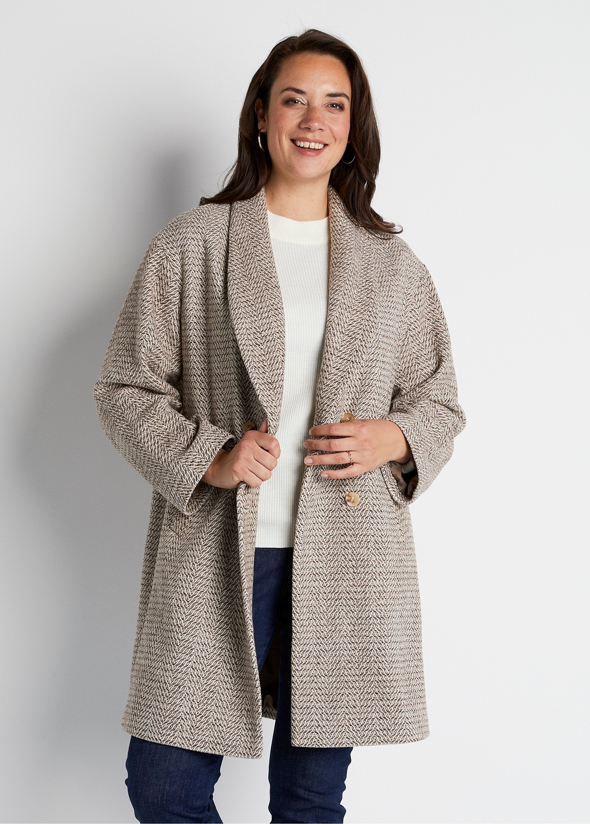 Manteau_aspect_chevrons_mi-long_Beige_FA1_curvy