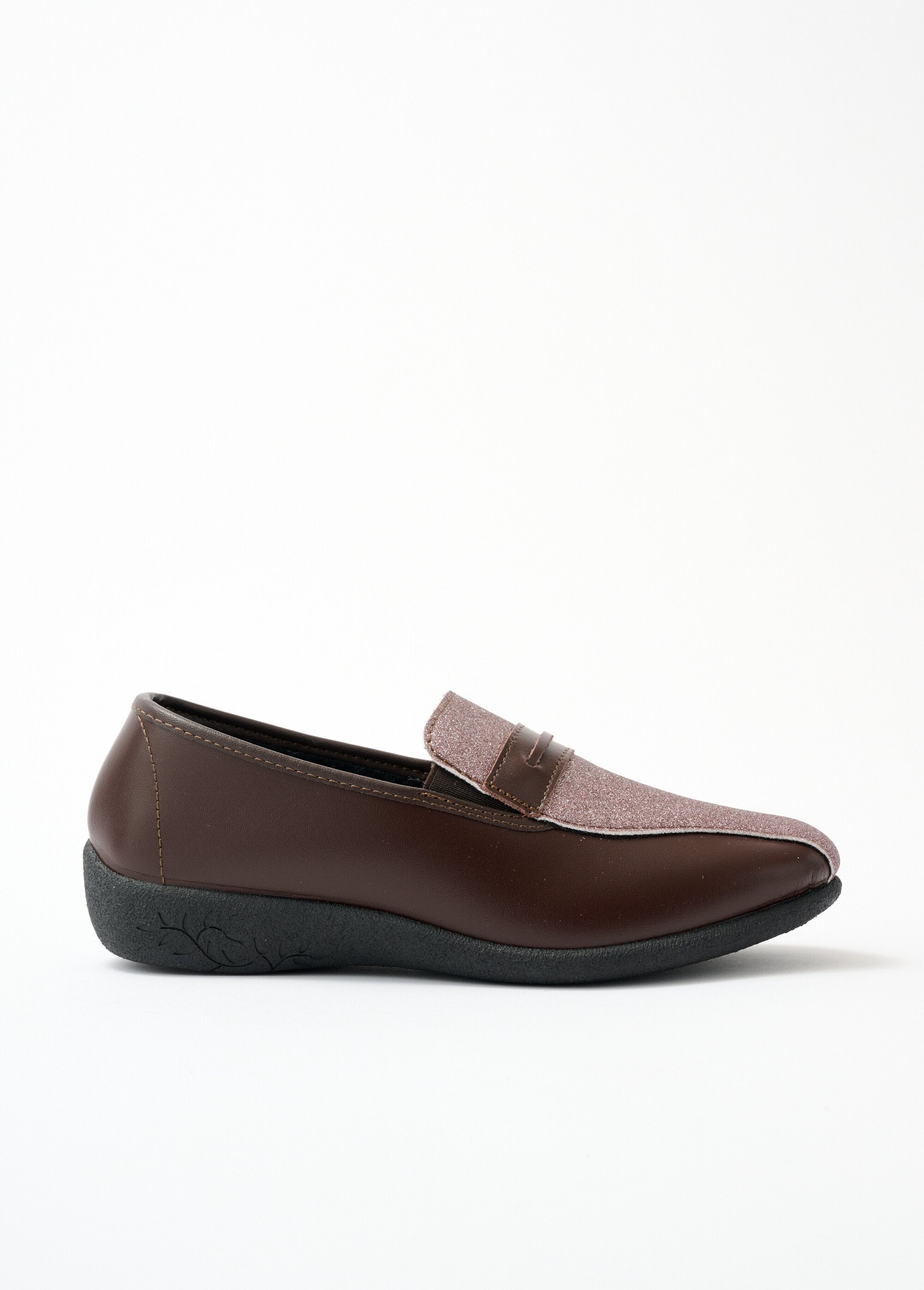 Mocassins_largeur_confort_élastiques_d'aisance_Marron_DR1_slim