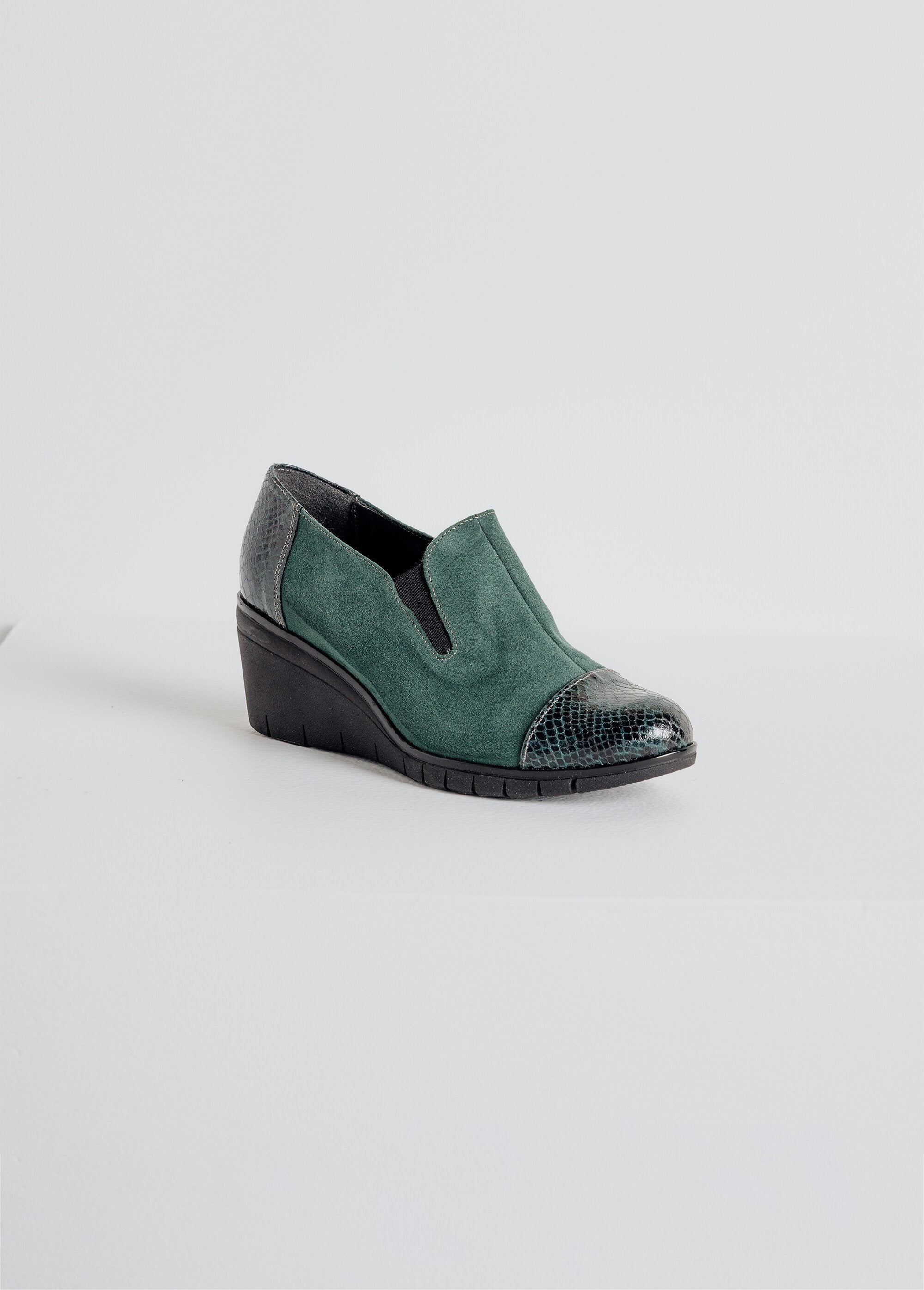 Elasticated_comfort_width_wedge_moccasins_Green_FA1_slim