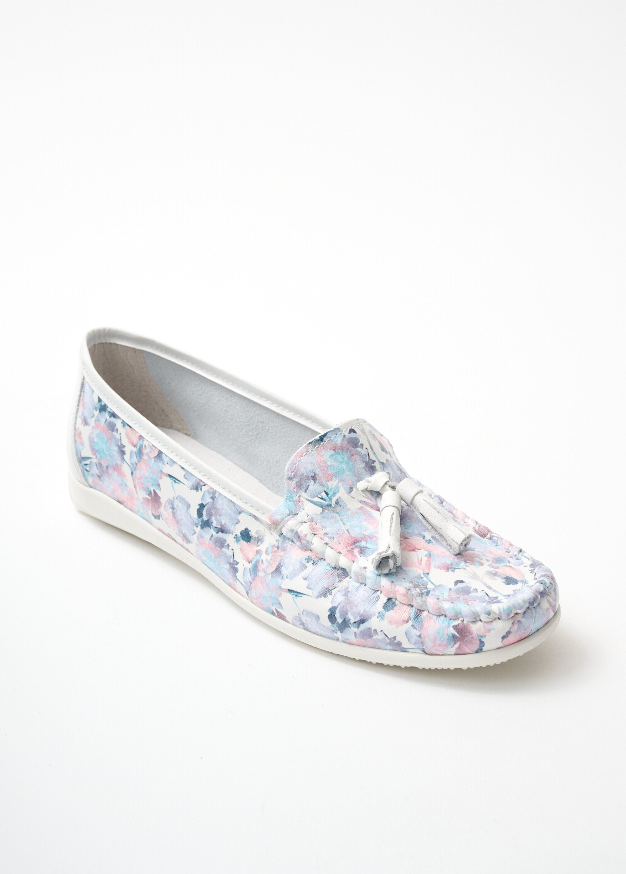 Leren_loafers_met_comfortbreedte_en_kwastjes_Fantasie_FA1_slim