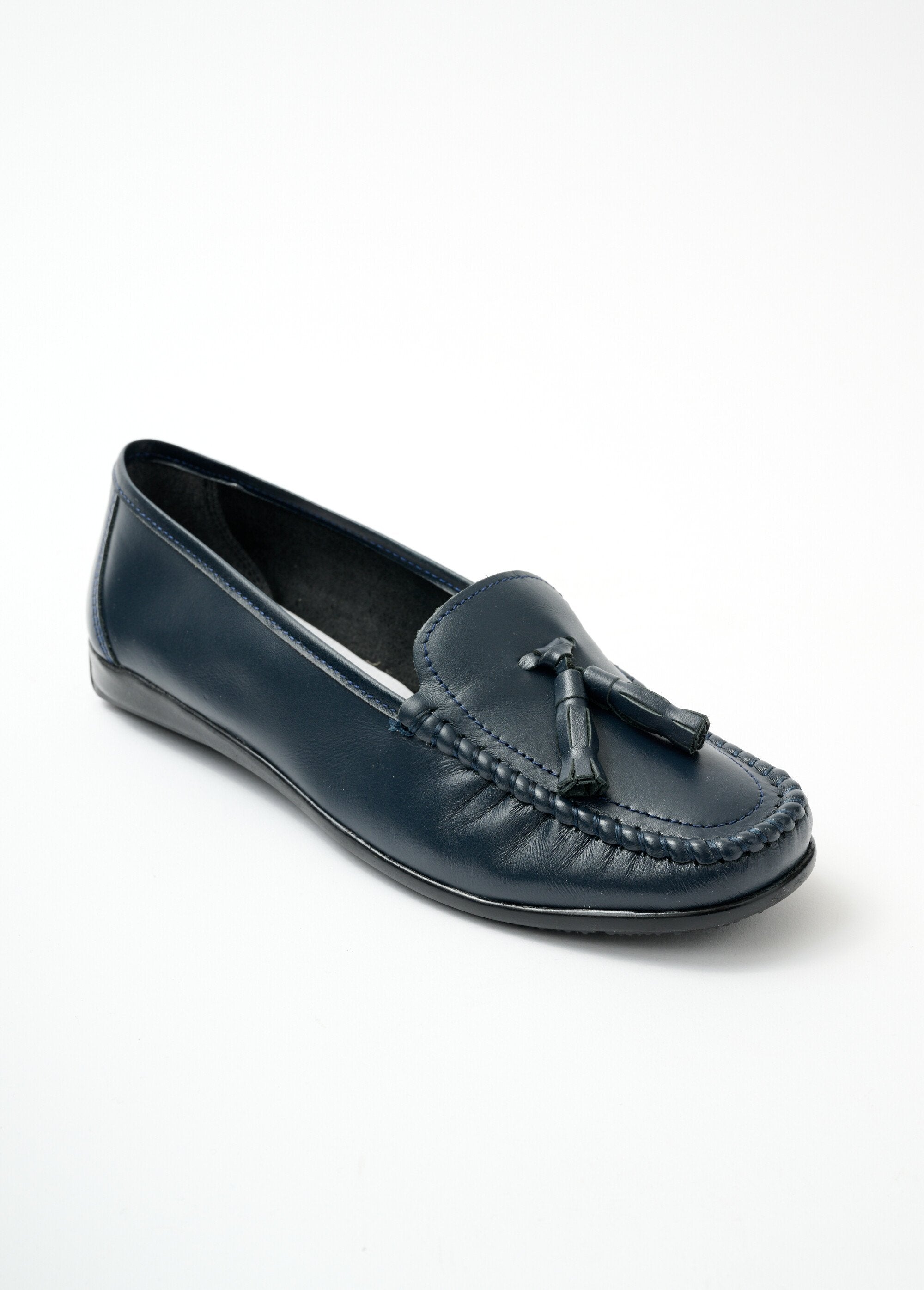 Leren_loafers_met_comfortbreedte_en_kwastjes_Marien_FA1_slim