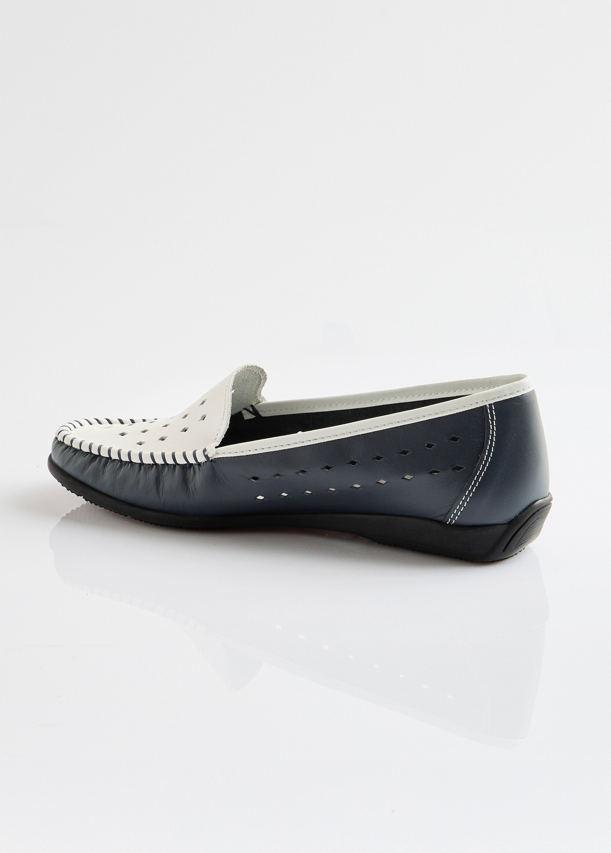 Mocassins_souples_largeur_confort_cuir_Marine_DO1_slim