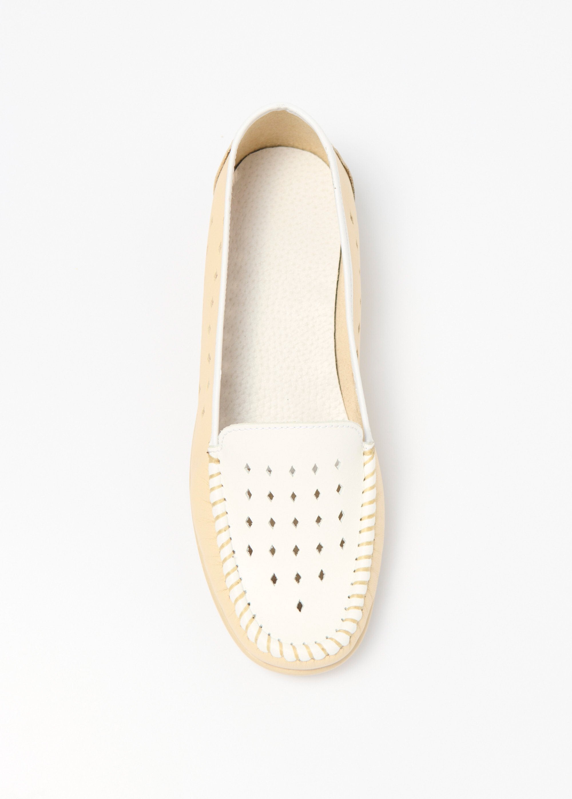 Mocassins_souples_largeur_confort_cuir_Beige_OV1_slim