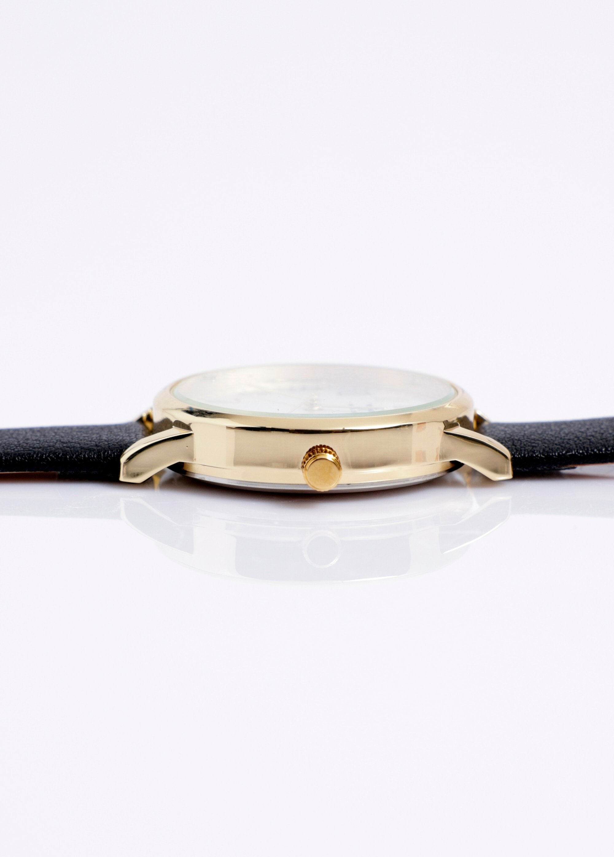 Montre_ronde_métal_bracelet_simili_cuir_Or_noir_DE2_slim