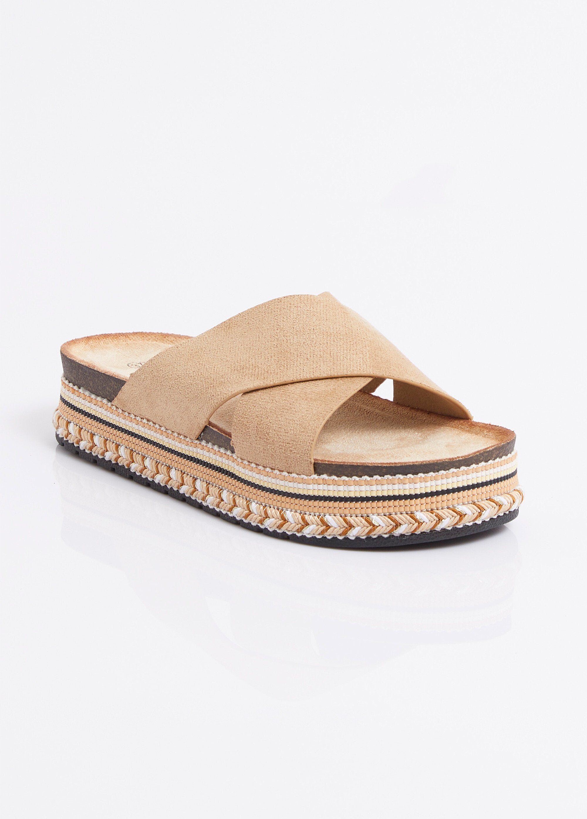 Cross-strap_muiltjes_met_plateauzool_Beige_FA1_slim