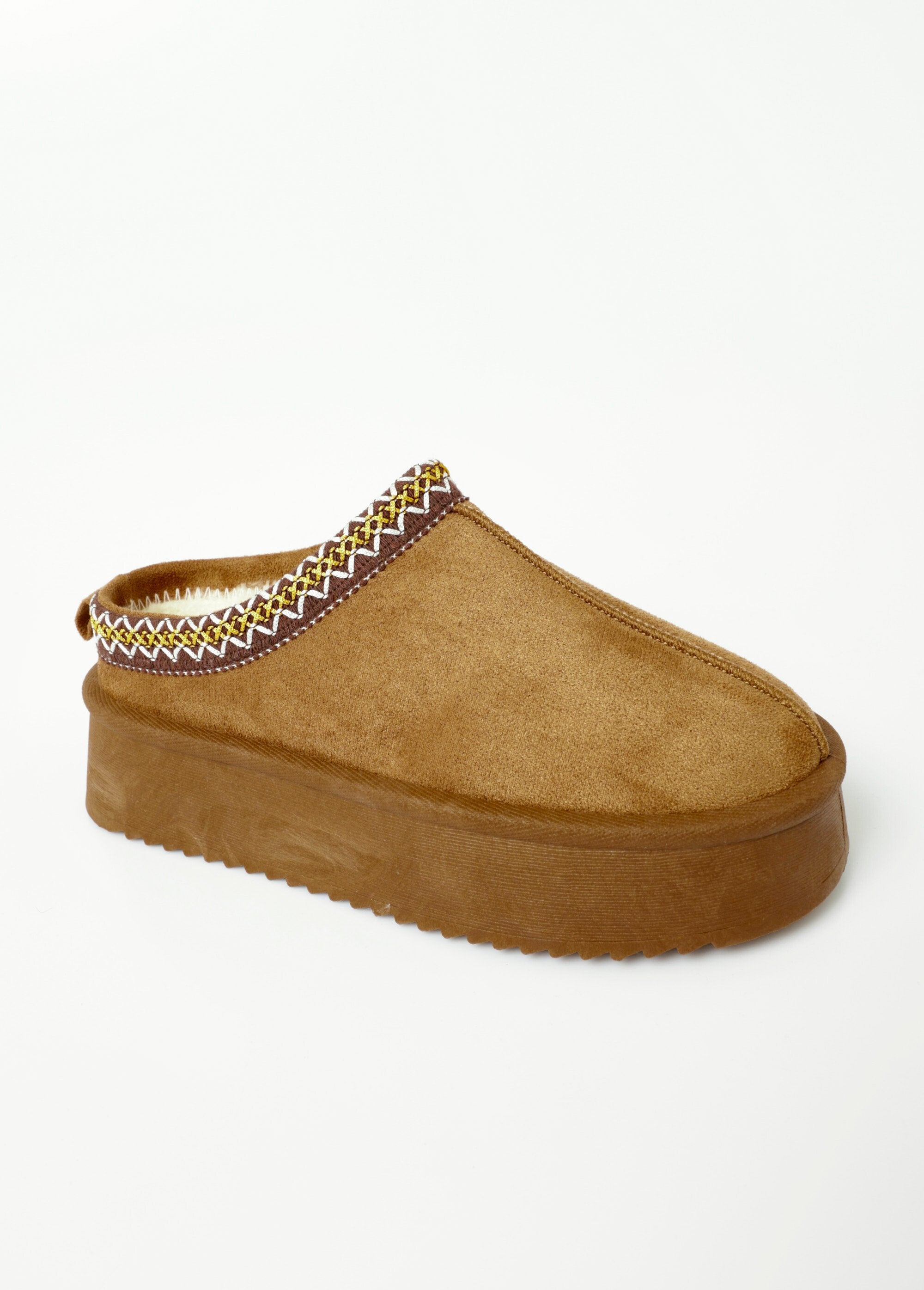 Suède_muiltjes_met_voering_en_sleehak_Camel_FA1_slim