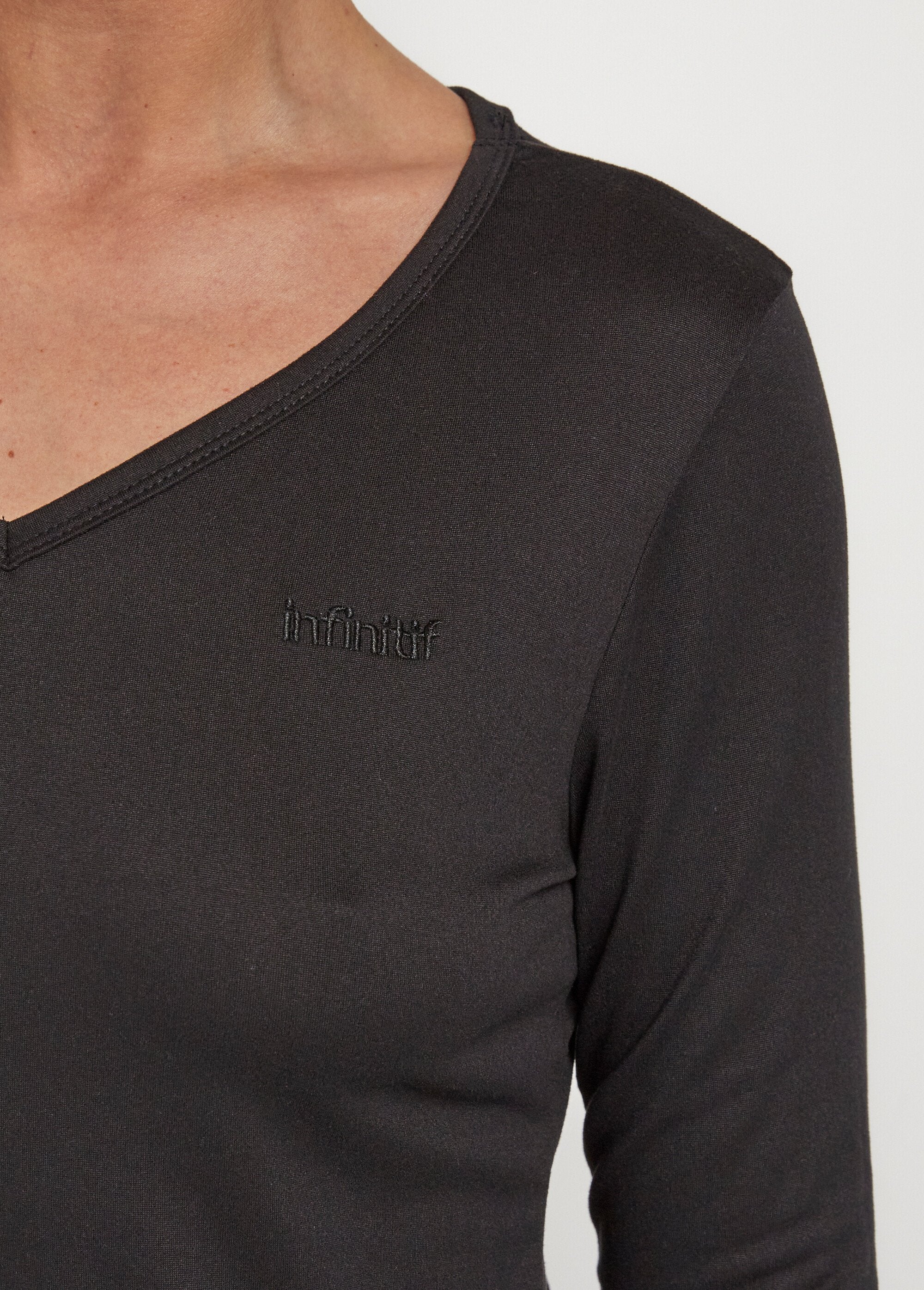 Pyjama_manches_longues_et_bas_imprimé_Noir_DE1_slim