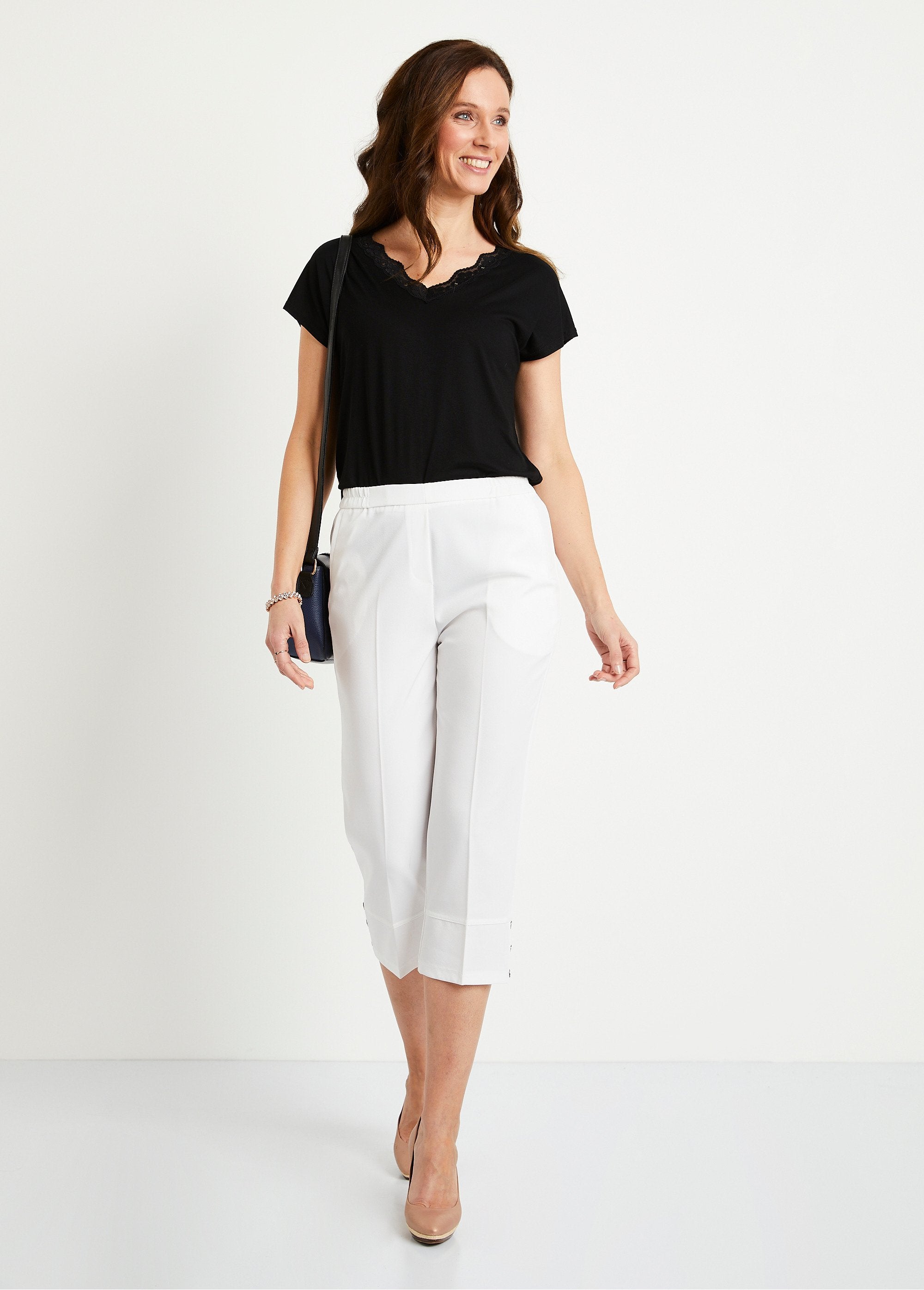 Calça_cropped_reta_com_cintura_semi_elástica_BRANCO_SF1_slim