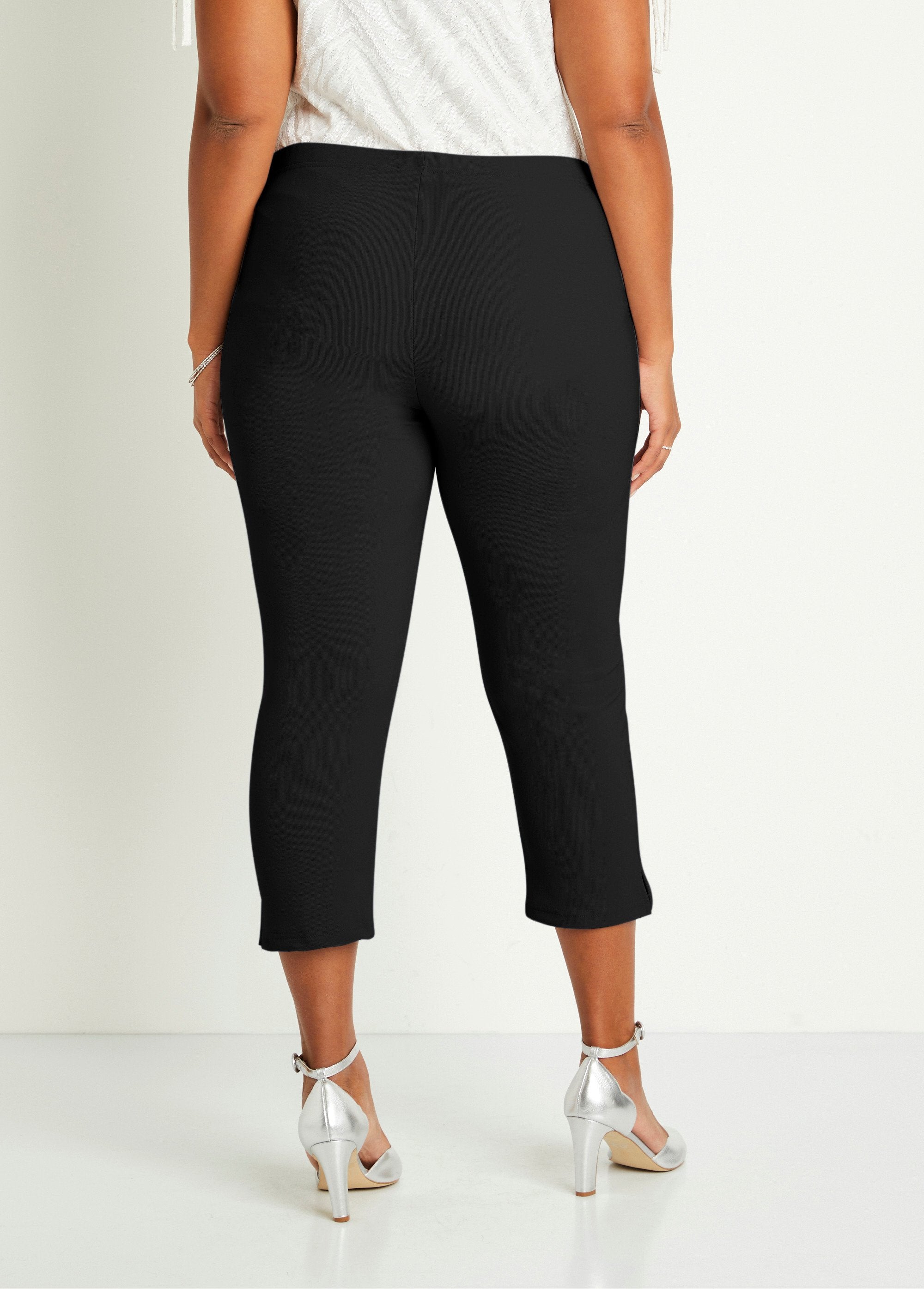 Geribde_broek_met_elastische_tailleband_Zwart_DO1_curvy