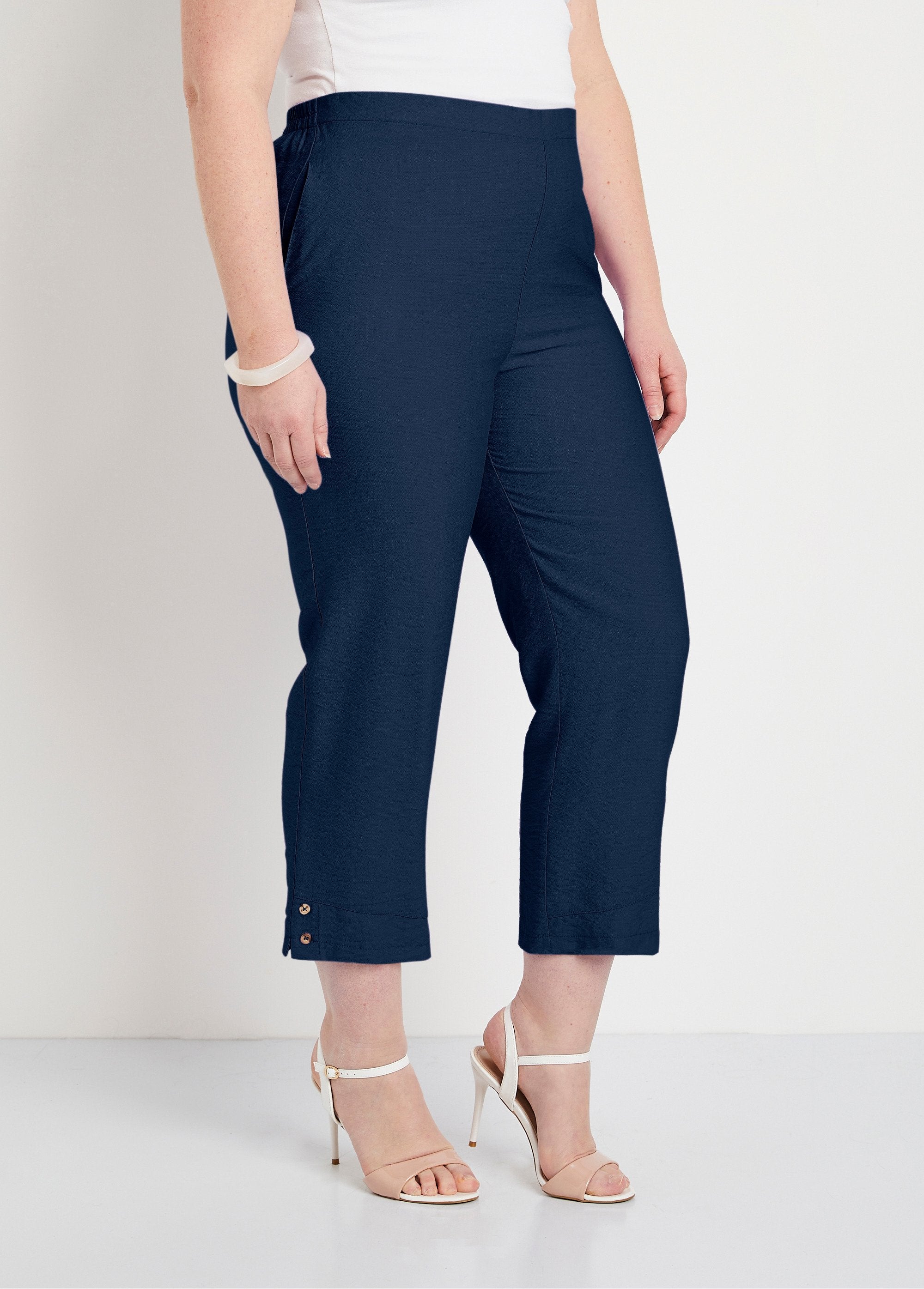 Calça_cropped_larga_com_cintura_semi_elástica_Marinho_FA1_curvy