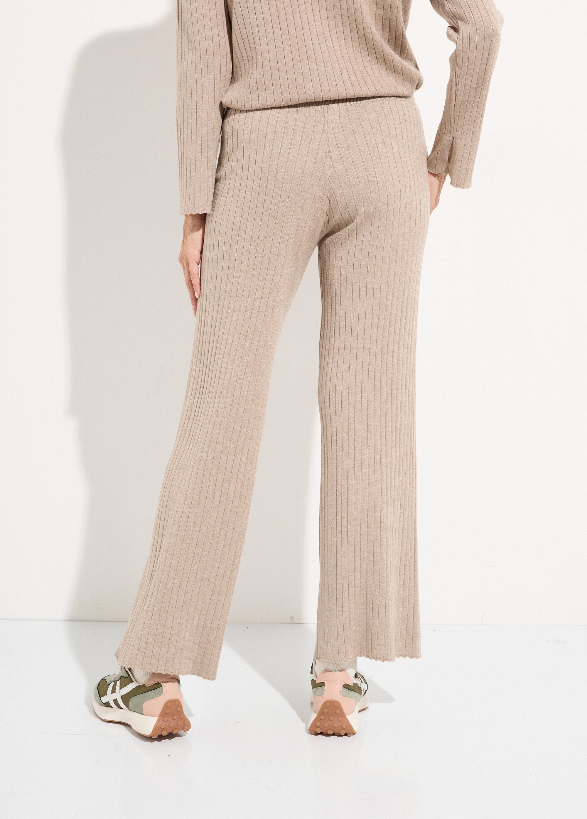 Pantalon_confort,_maille_cotes_plates_Beige_DO1_slim