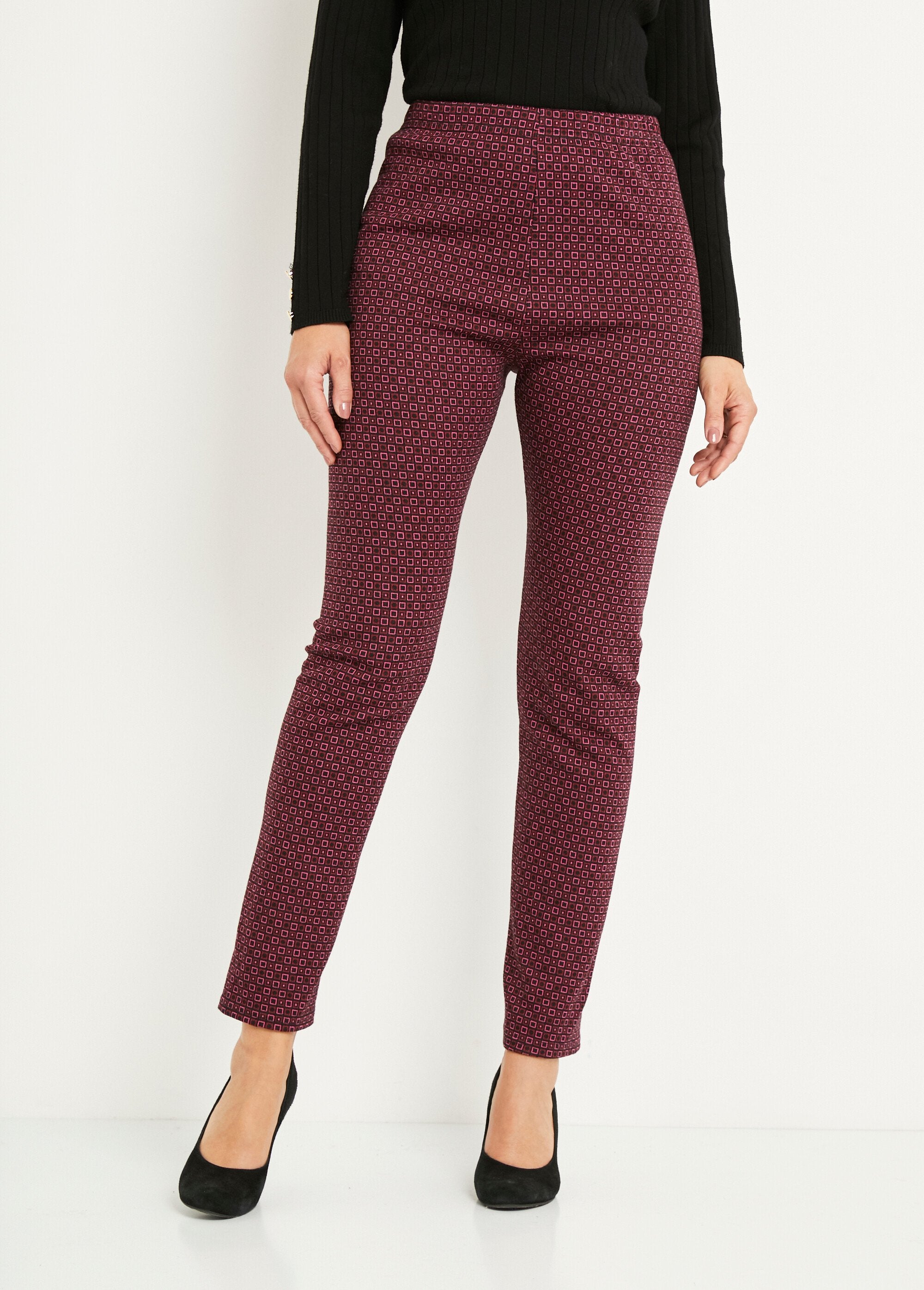 Rechte,_taps_toelopende_broek_met_jacquard_elastische_tailleband_Rose_et_noir_FA1_slim