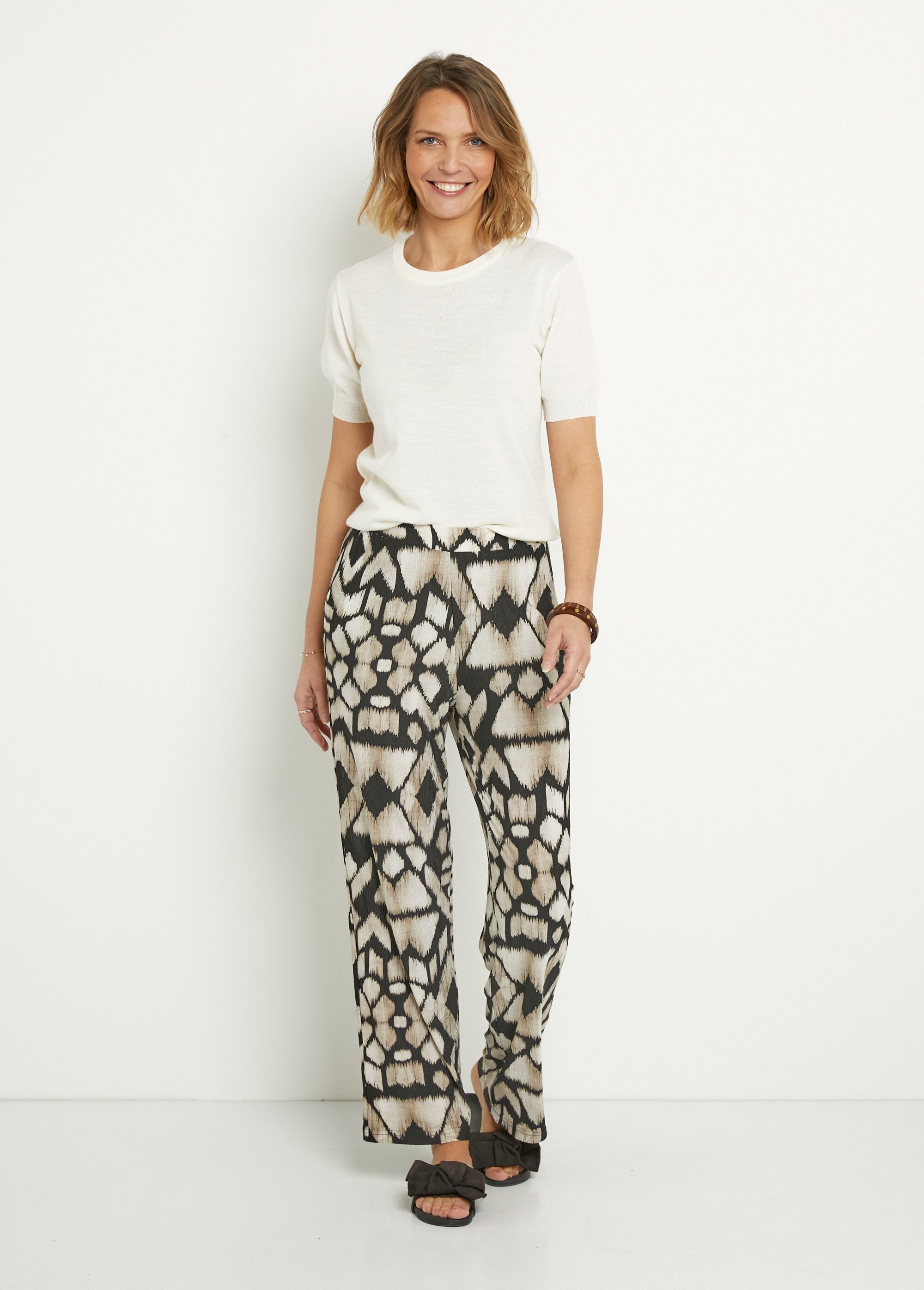 Pantalon_large_fluide_imprimé_ethnique_Beige_et_noir_SF1_slim