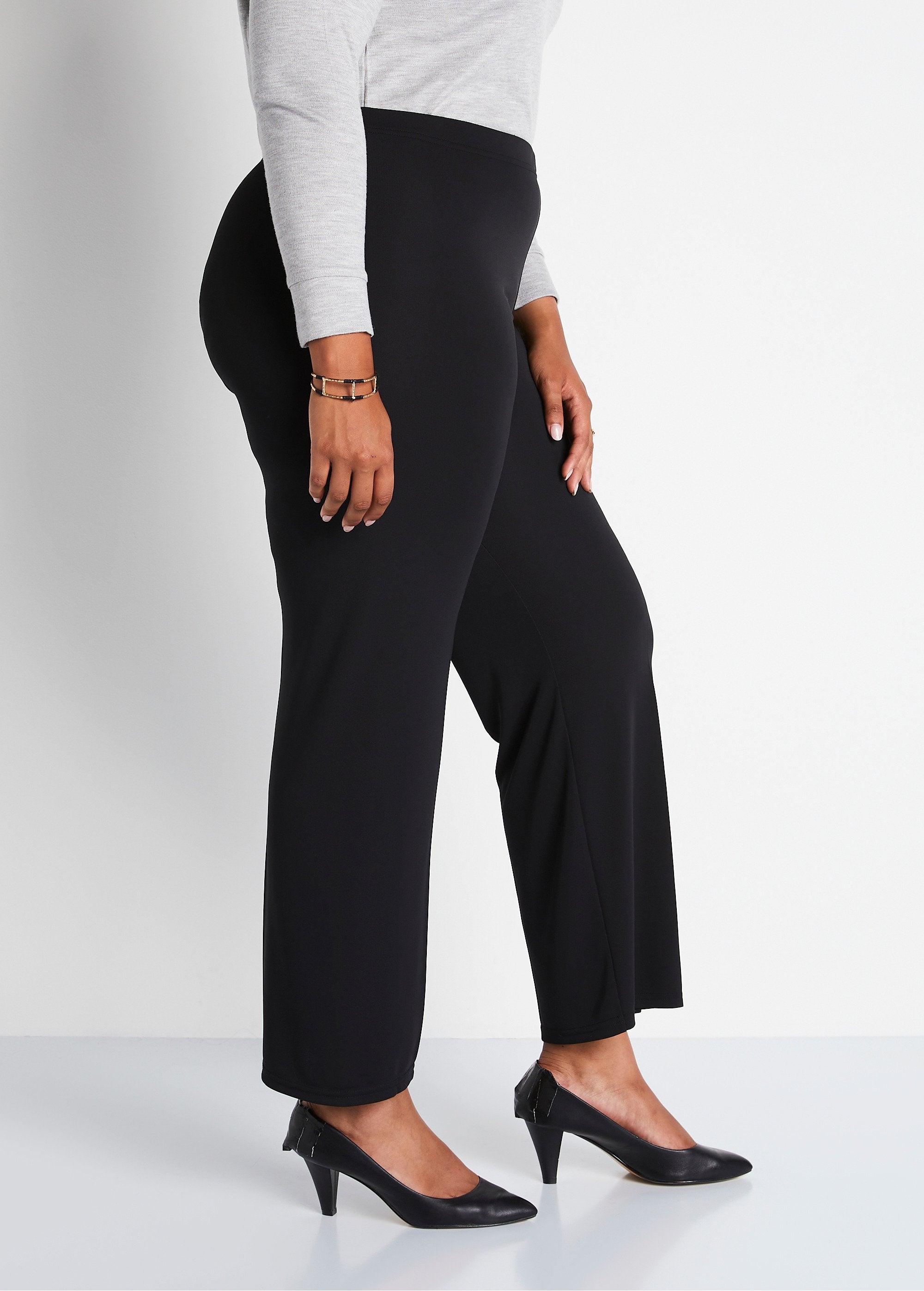 Pantalon_taille_élastiquée_fluide_évasé_Noir_DR1_curvy