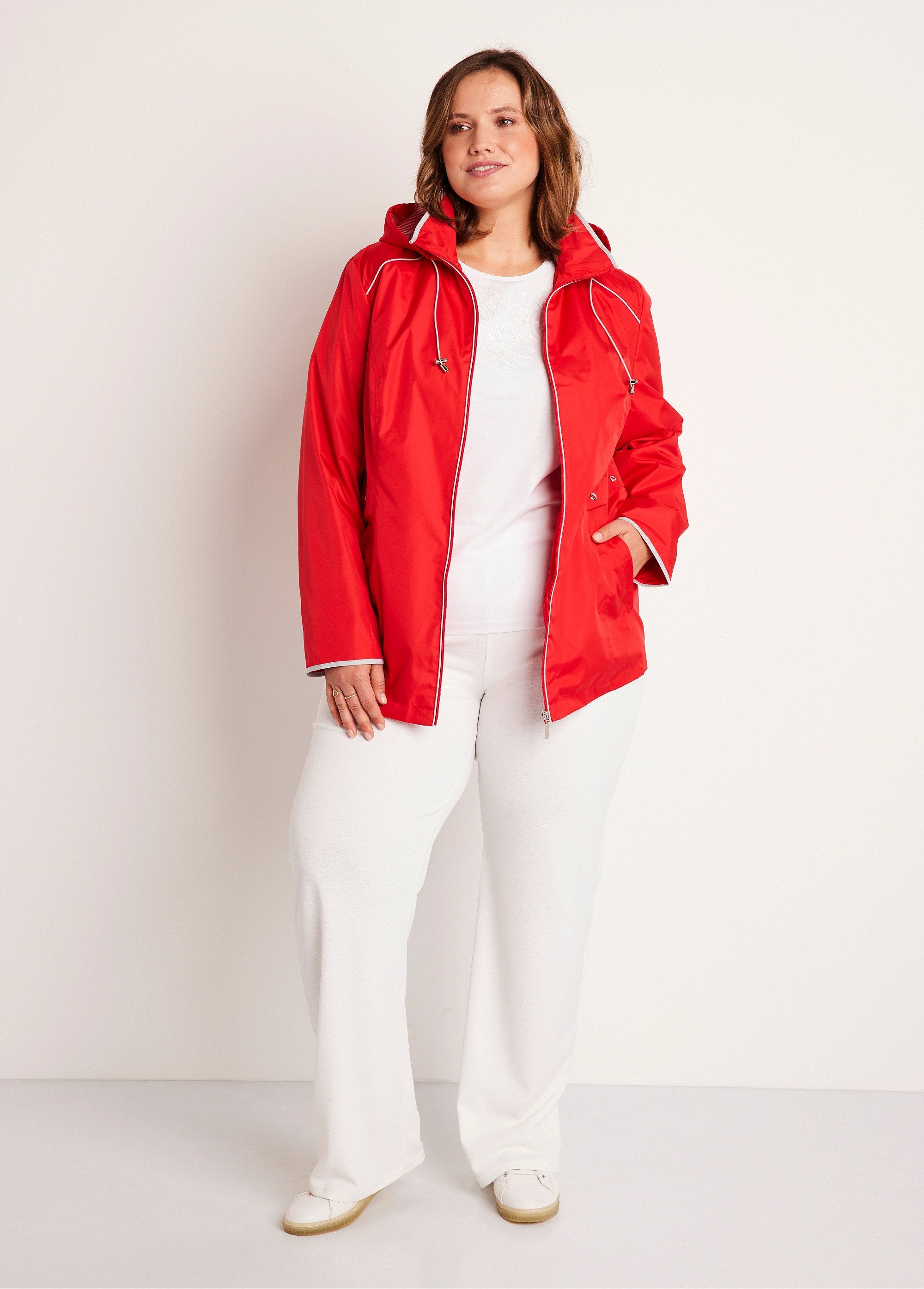 Korte_parka_met_rits_Rood_SF1_curvy