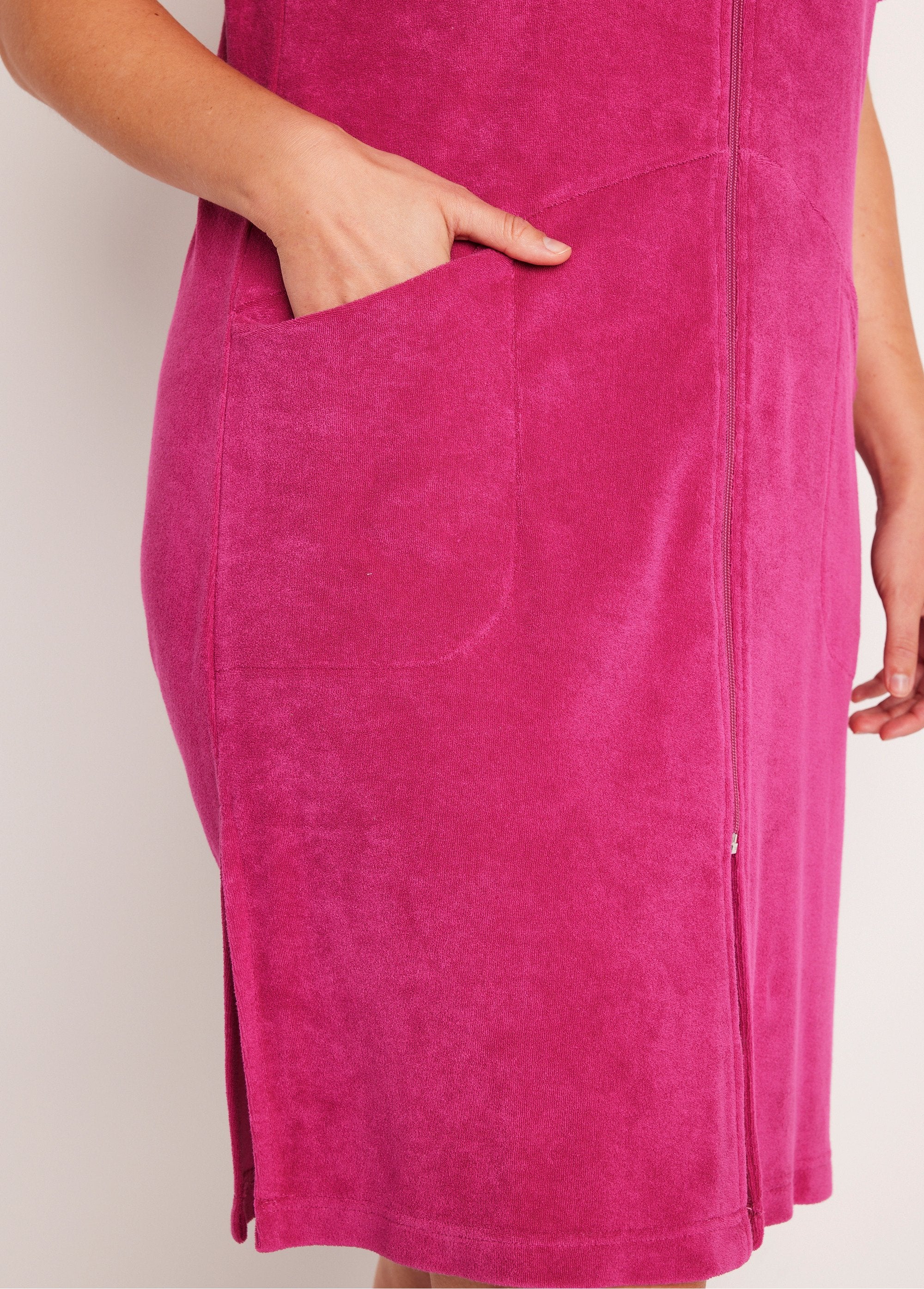 Peignoir_de_bain_coton_uni_zippé_Fuchsia_DE2_curvy