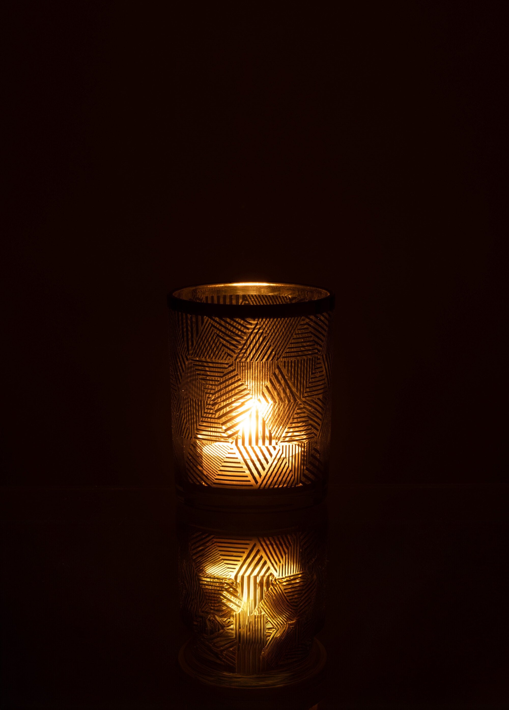 Geometric_glass_candle_jar_Black_FA2_slim