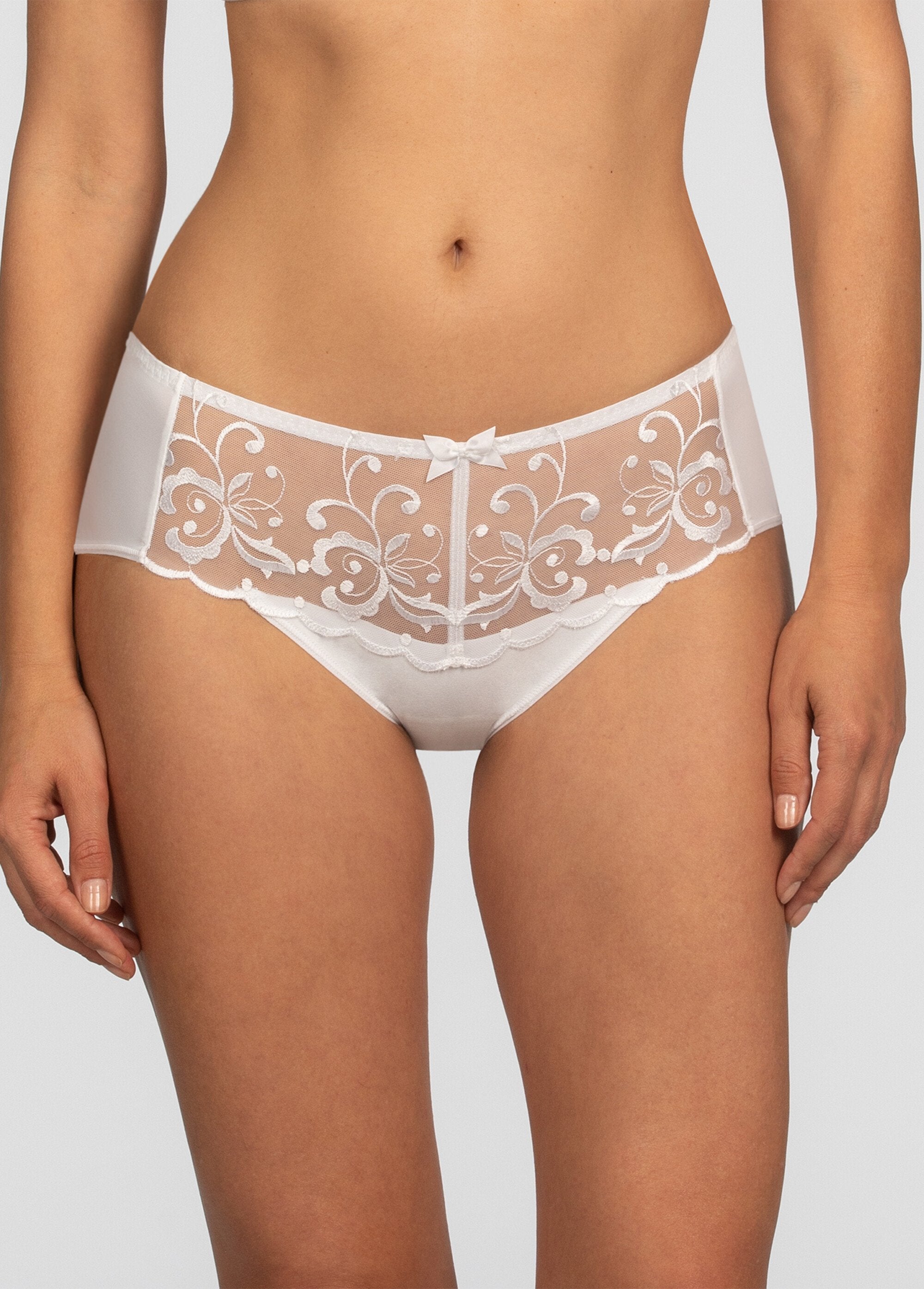 Playtex®_-_Culotte_satinée_brodée_Blanc_FA1_slim