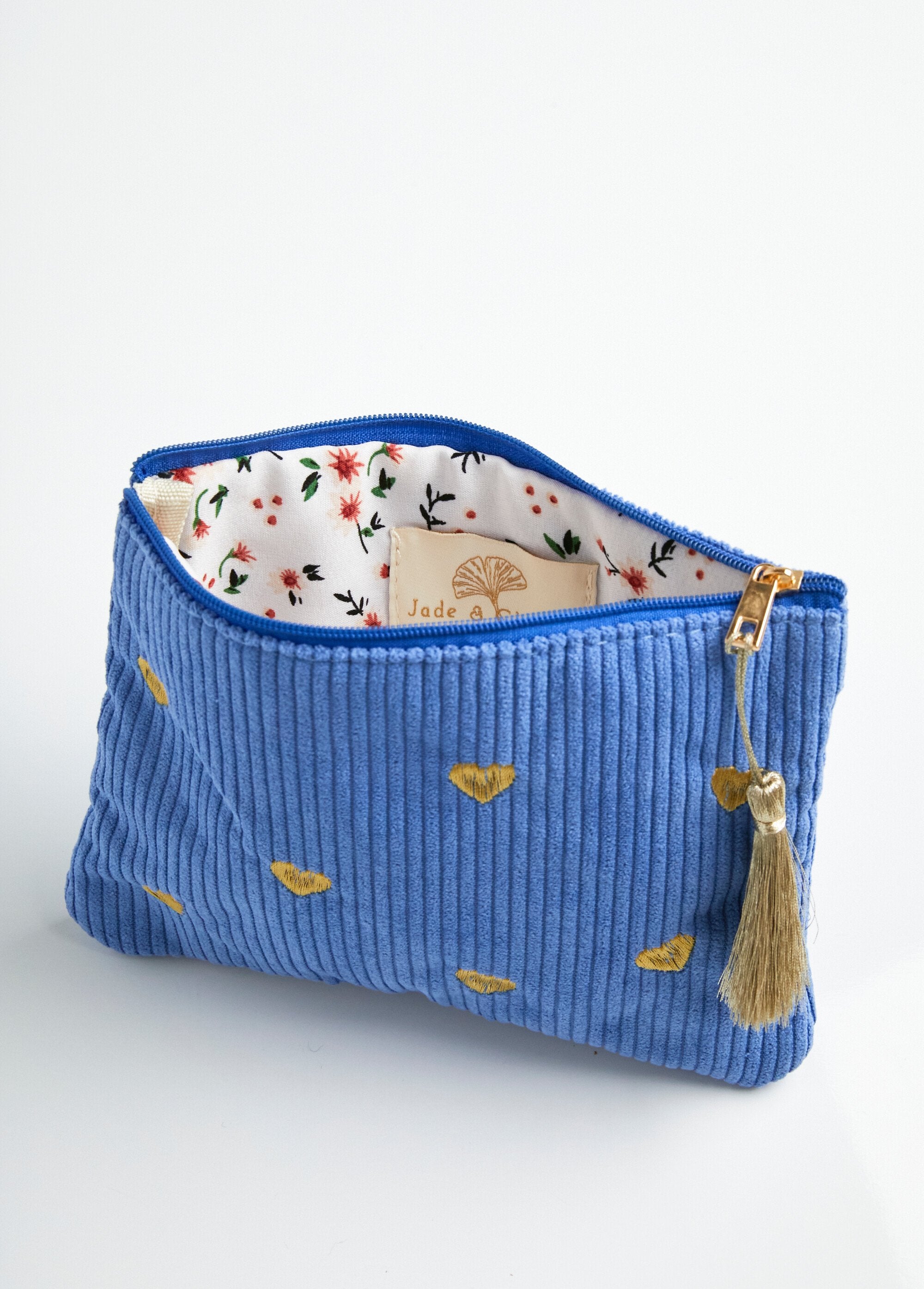 Pochette_zippée_velours_broderies_coeurs_Bleu_DE1_slim