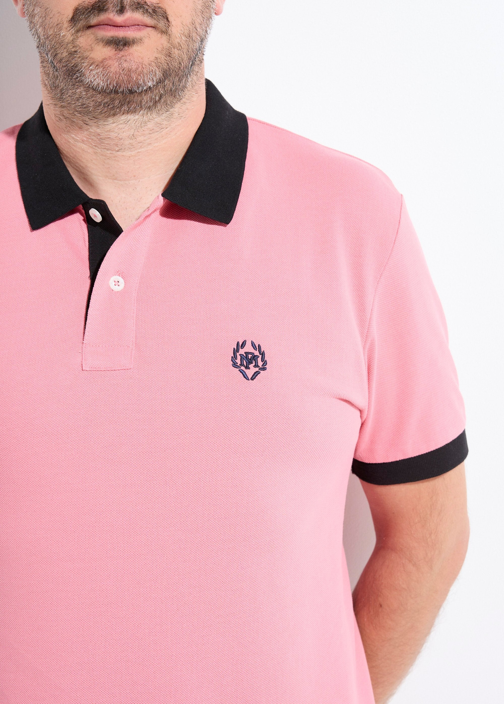 Herenpolo_met_contrasterende_kraag_en_mouwen_Rose_clair_DE1_slim