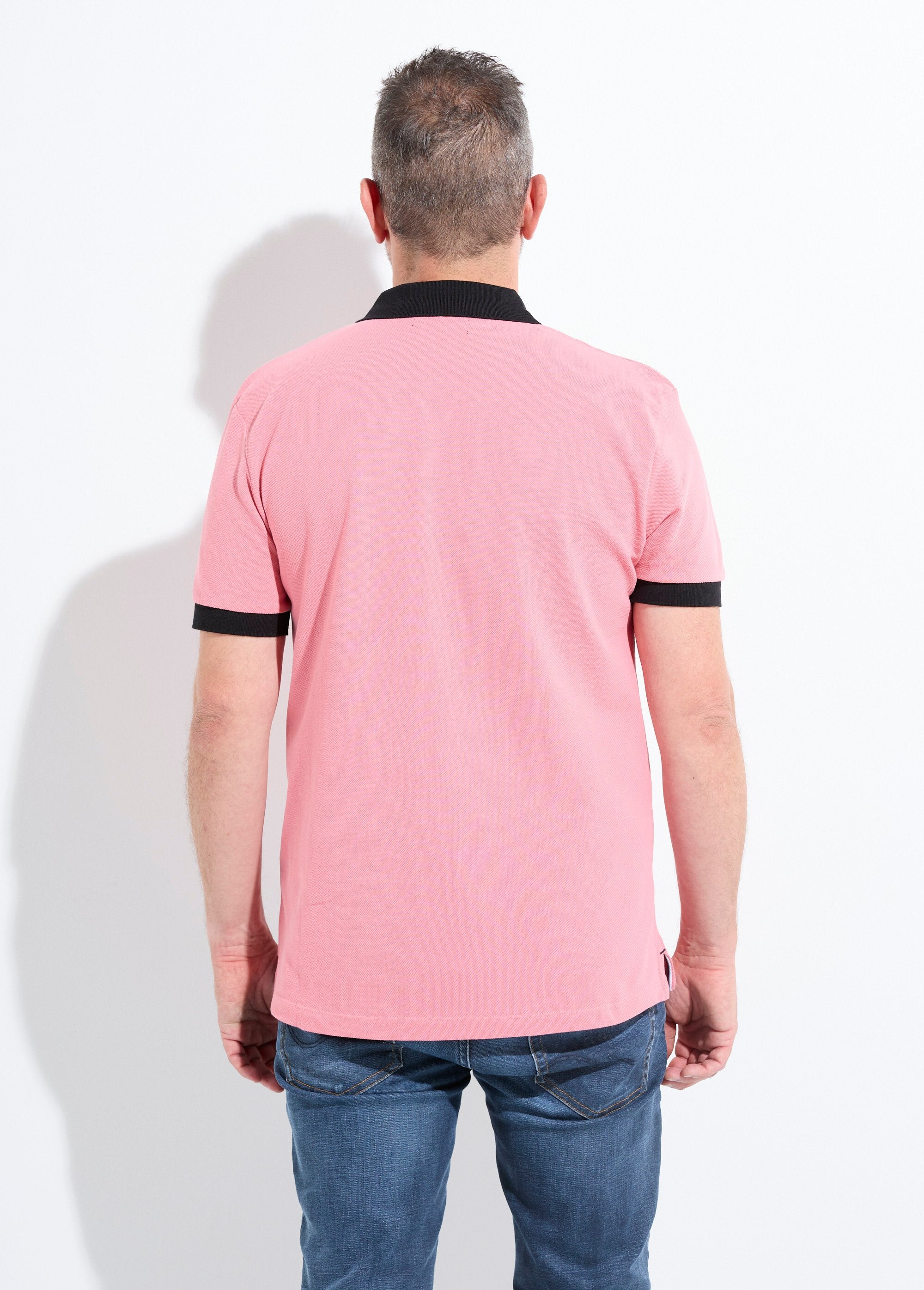 Herenpolo_met_contrasterende_kraag_en_mouwen_Rose_clair_DO1_slim