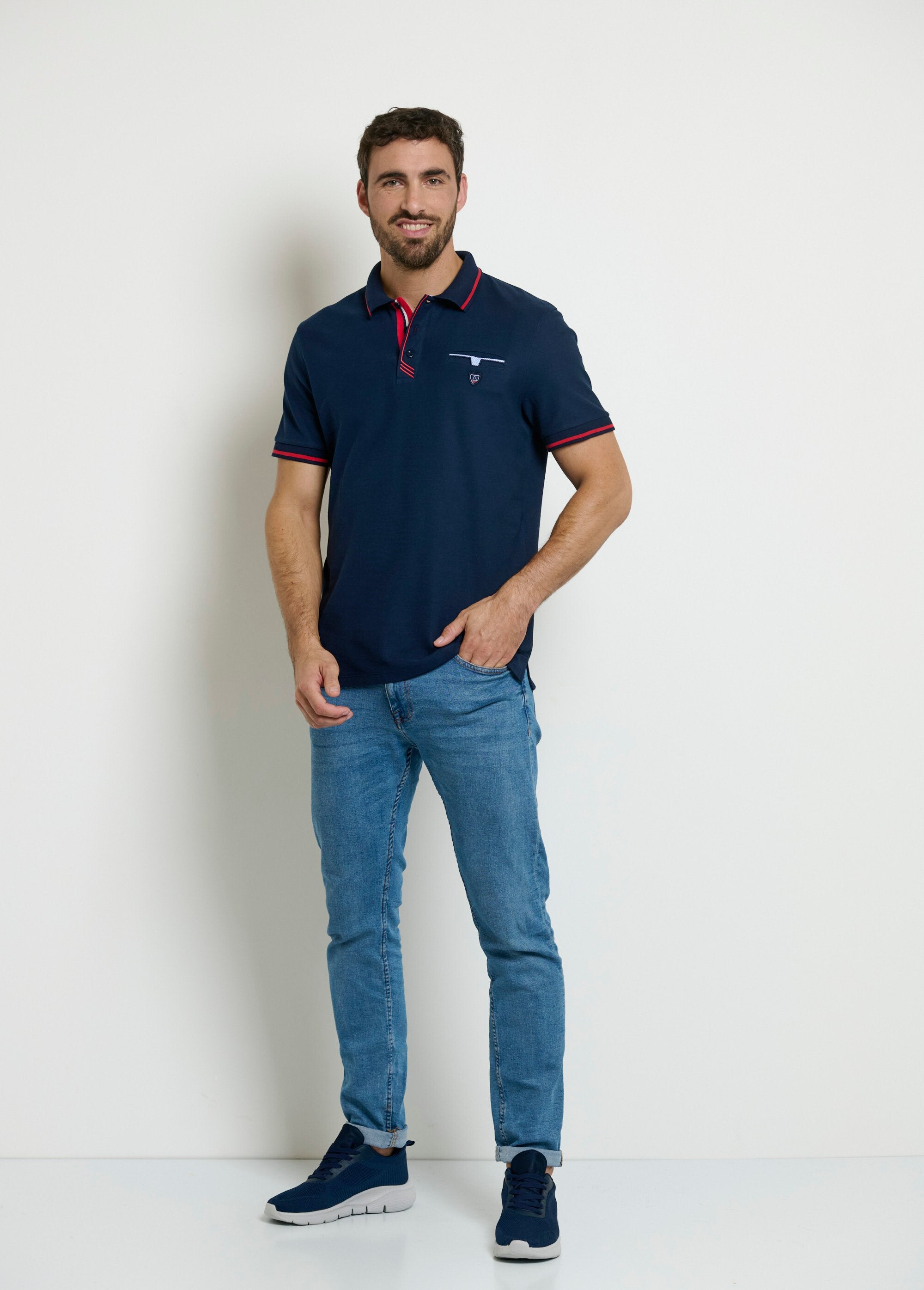 Poloshirt_met_korte_mouwen_en_contrasterende_details_Marine_SF1_slim