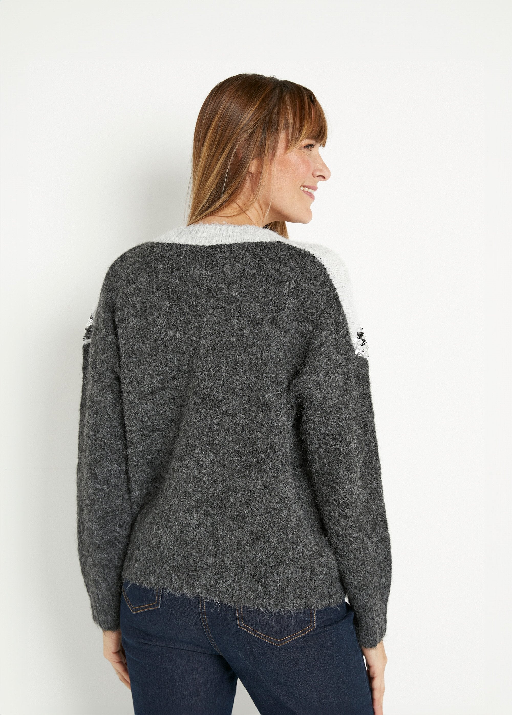 Pull_chaud_bicolore_col_V_avec_sequins_Gris_DO1_slim