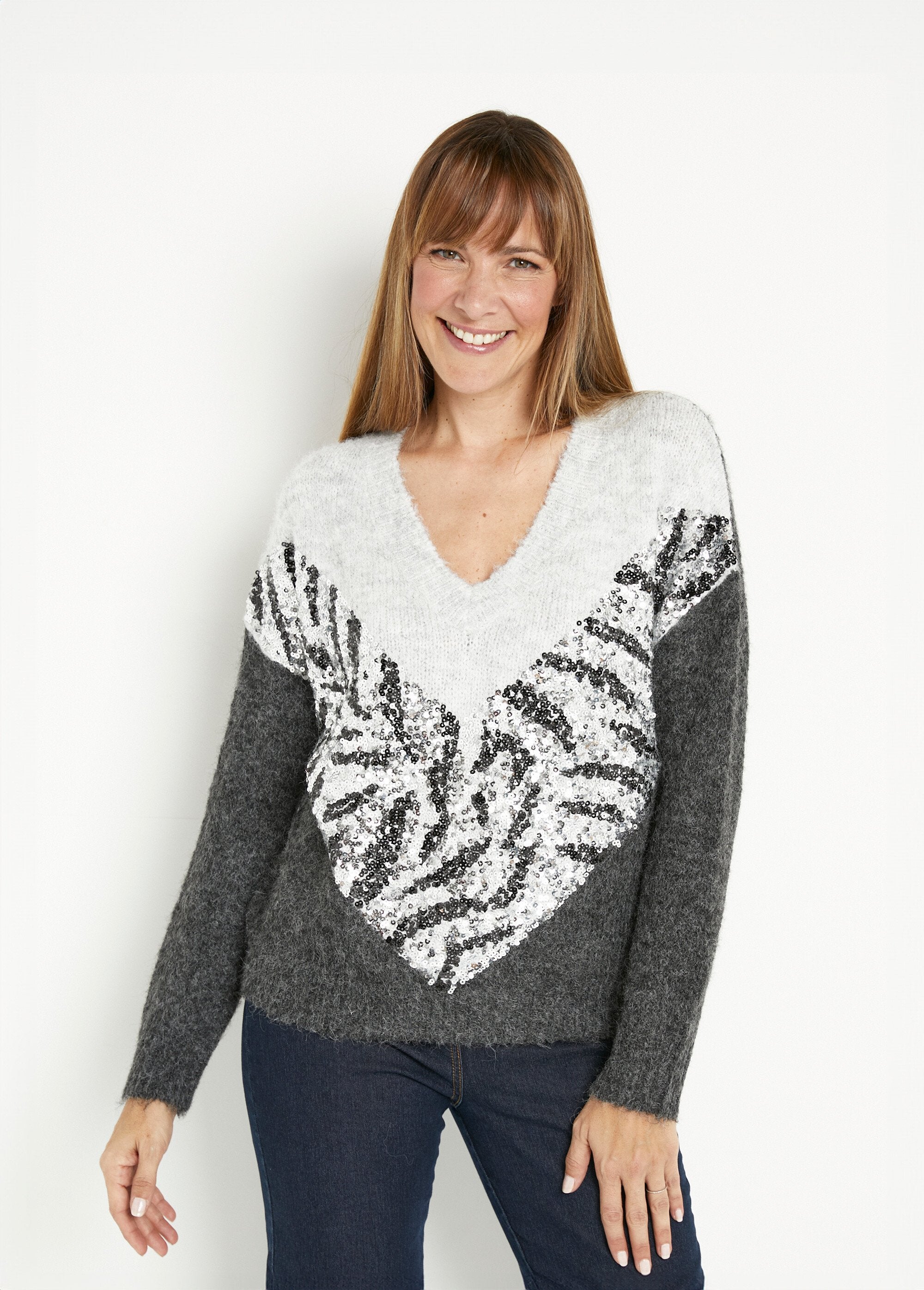 Pull_chaud_bicolore_col_V_avec_sequins_Gris_FA1_slim