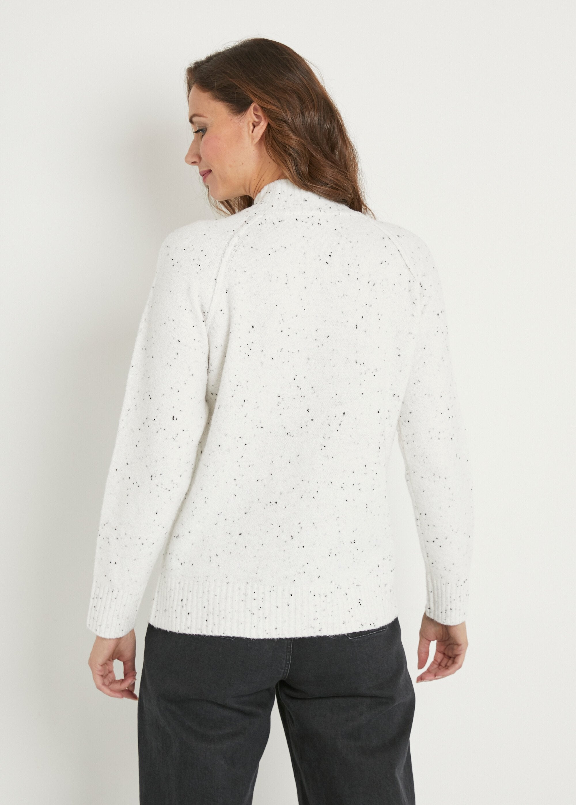 Pull_chaud_raglan_col_montant_moucheté_Ecru_DO1_slim