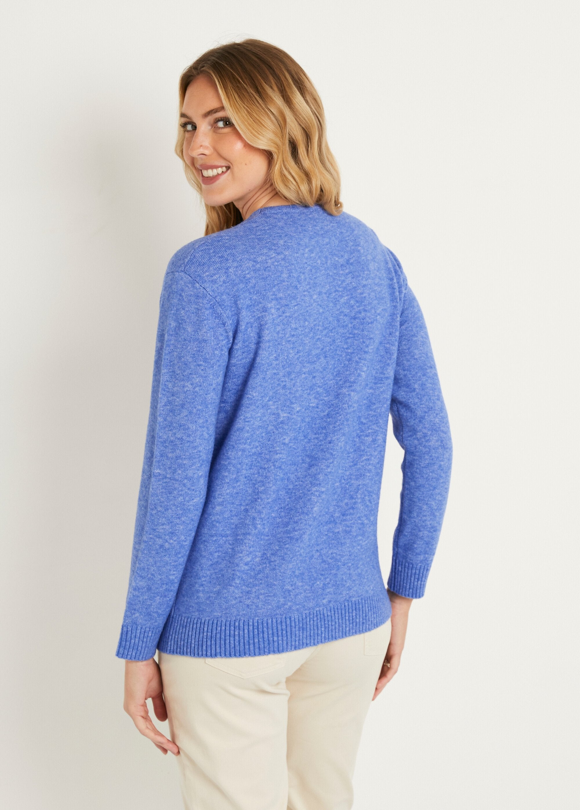 Pull_chiné_court_col_rond_avec_laine_Bleu_DO1_slim