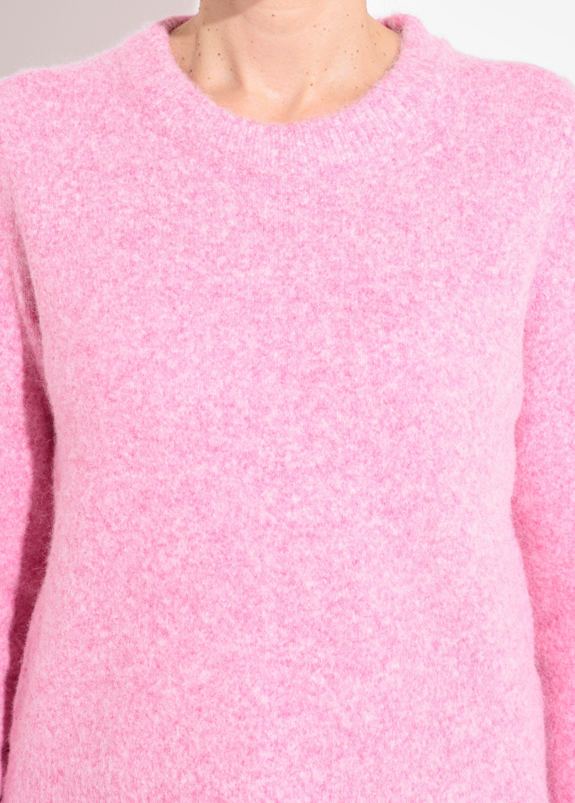 Warme,_pluizige_wollen_trui_met_ronde_hals_Rose_DE1_slim