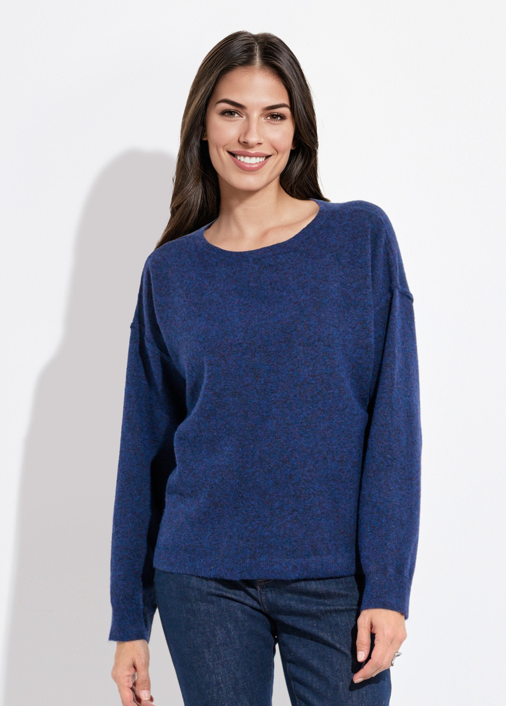 Pull_col_rond_dégagé_chaud_avec_laine_Bleu_FA1_slim