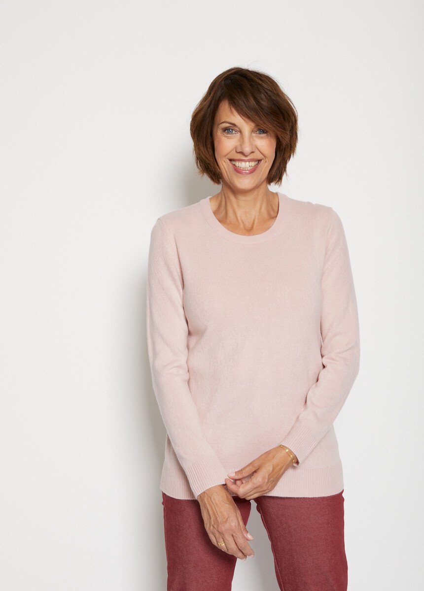 Pull_doux_col_rond_manches_longues_Rose_FA1_slim