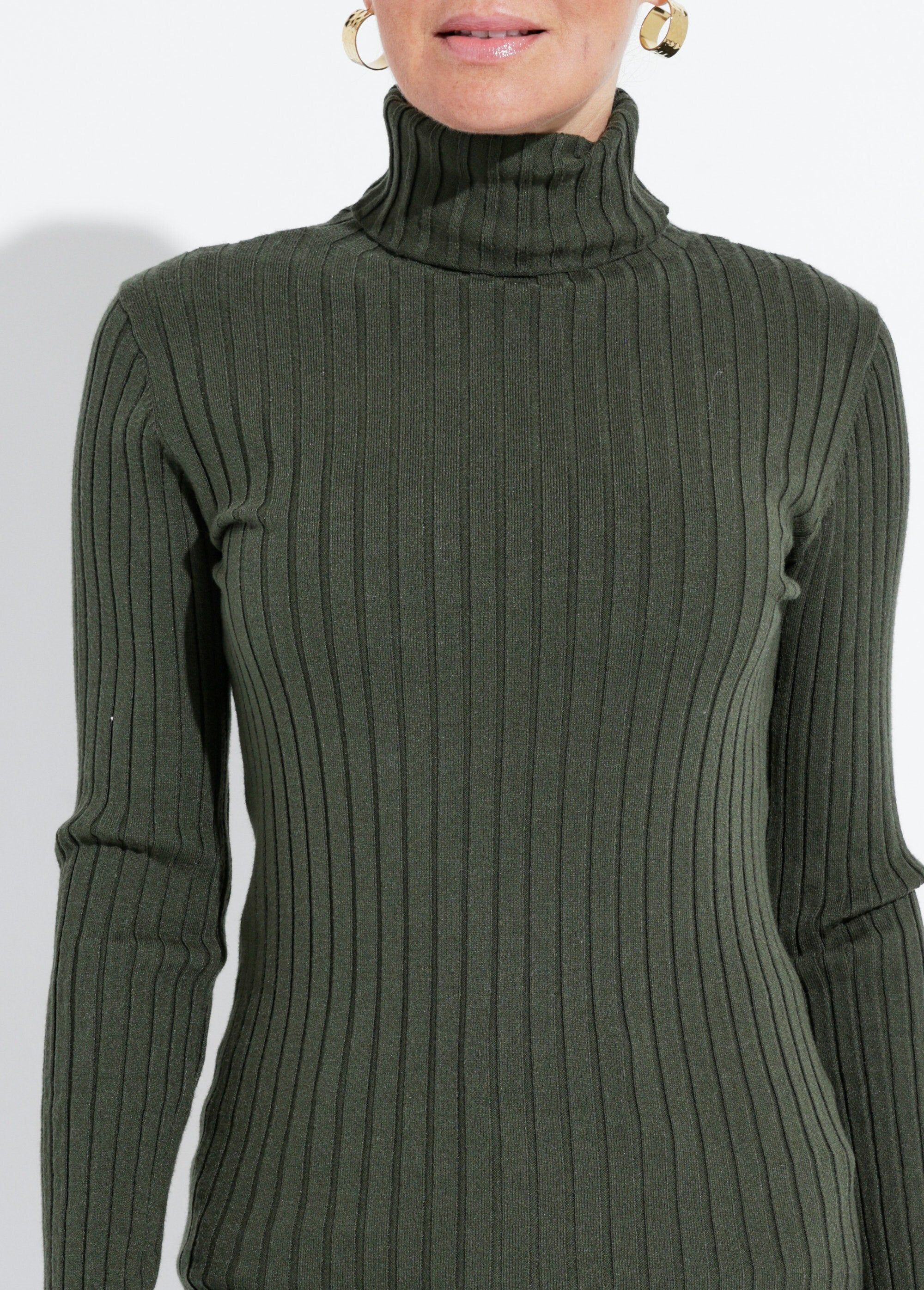 Pull_col_roulé_fin,_mailles_plates_Kaki_DE1_slim