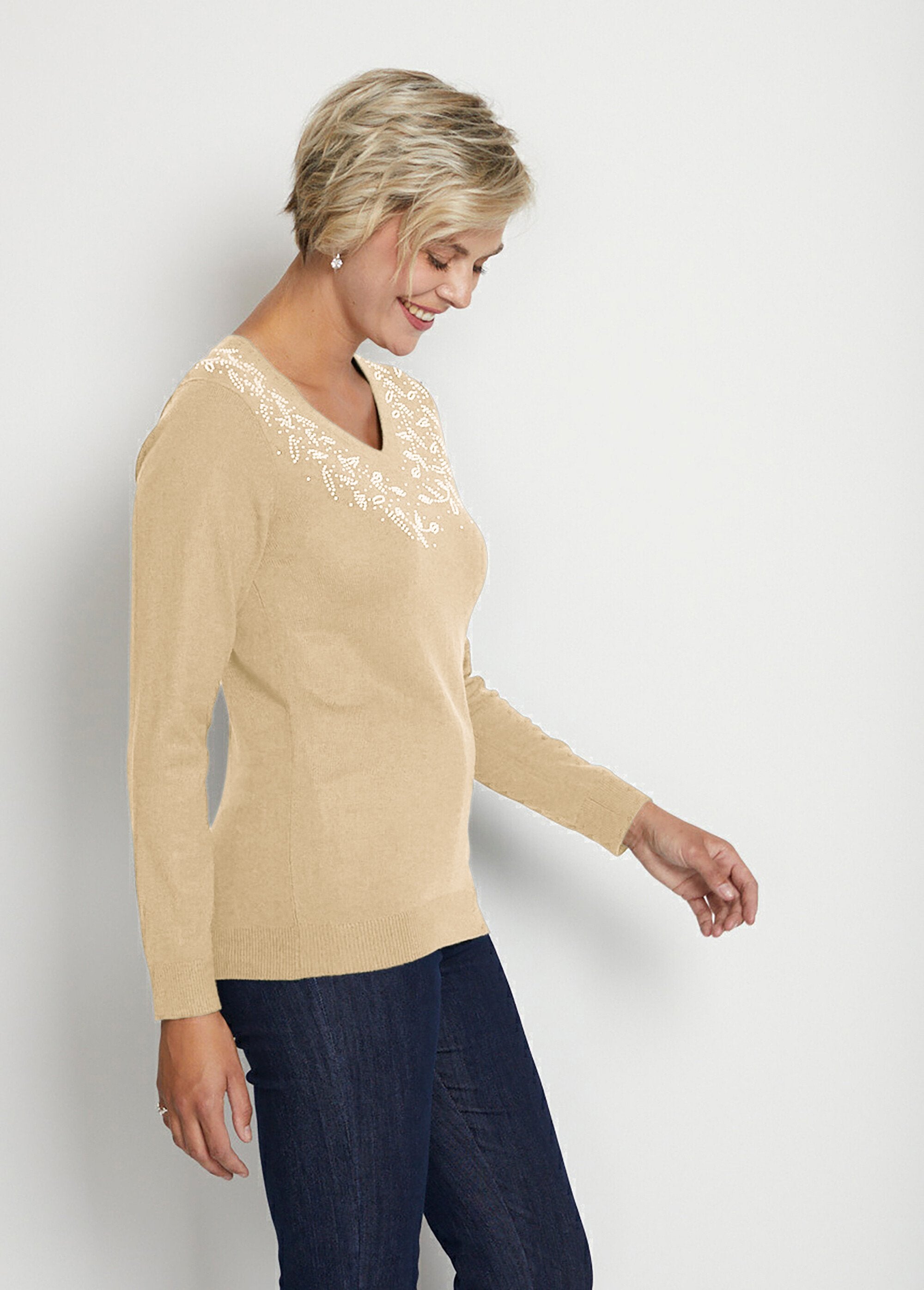 Pull_col_V_strassé_manches_longues_Beige_DR1_slim