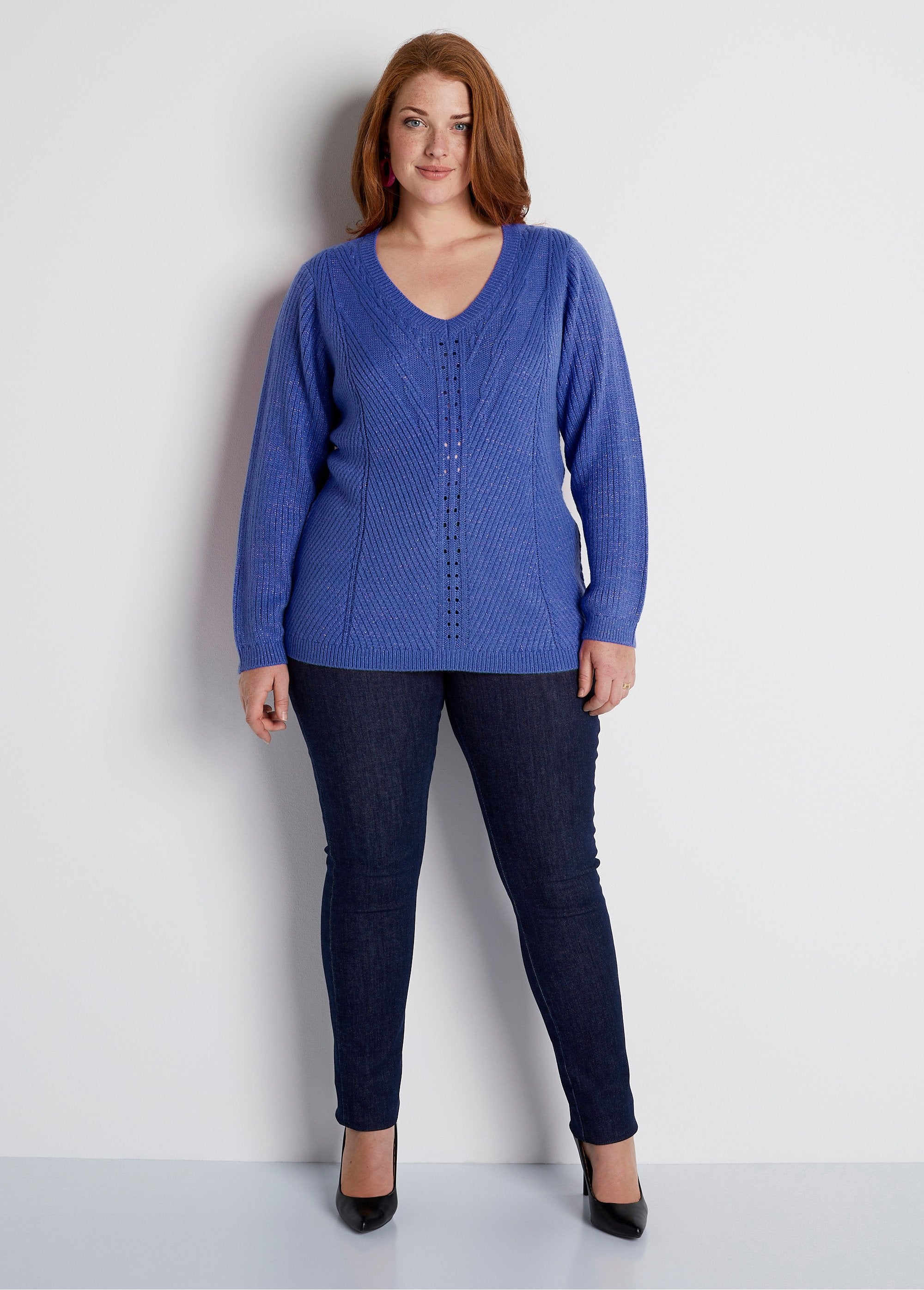 Pull_col_V_uni_maille_fantaisie_Bleu_SF1_curvy