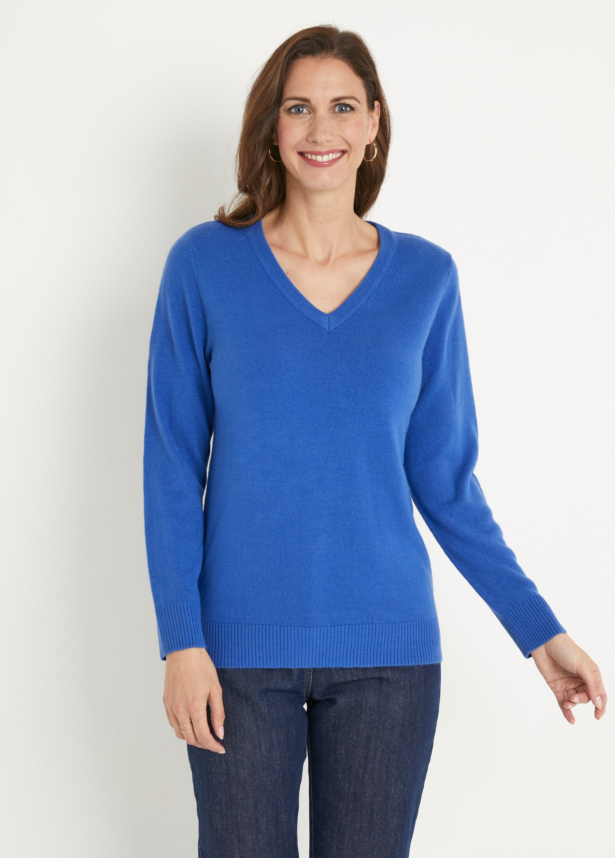 Pull_doux_col_V_manches_longues_Bleu_FA1_slim